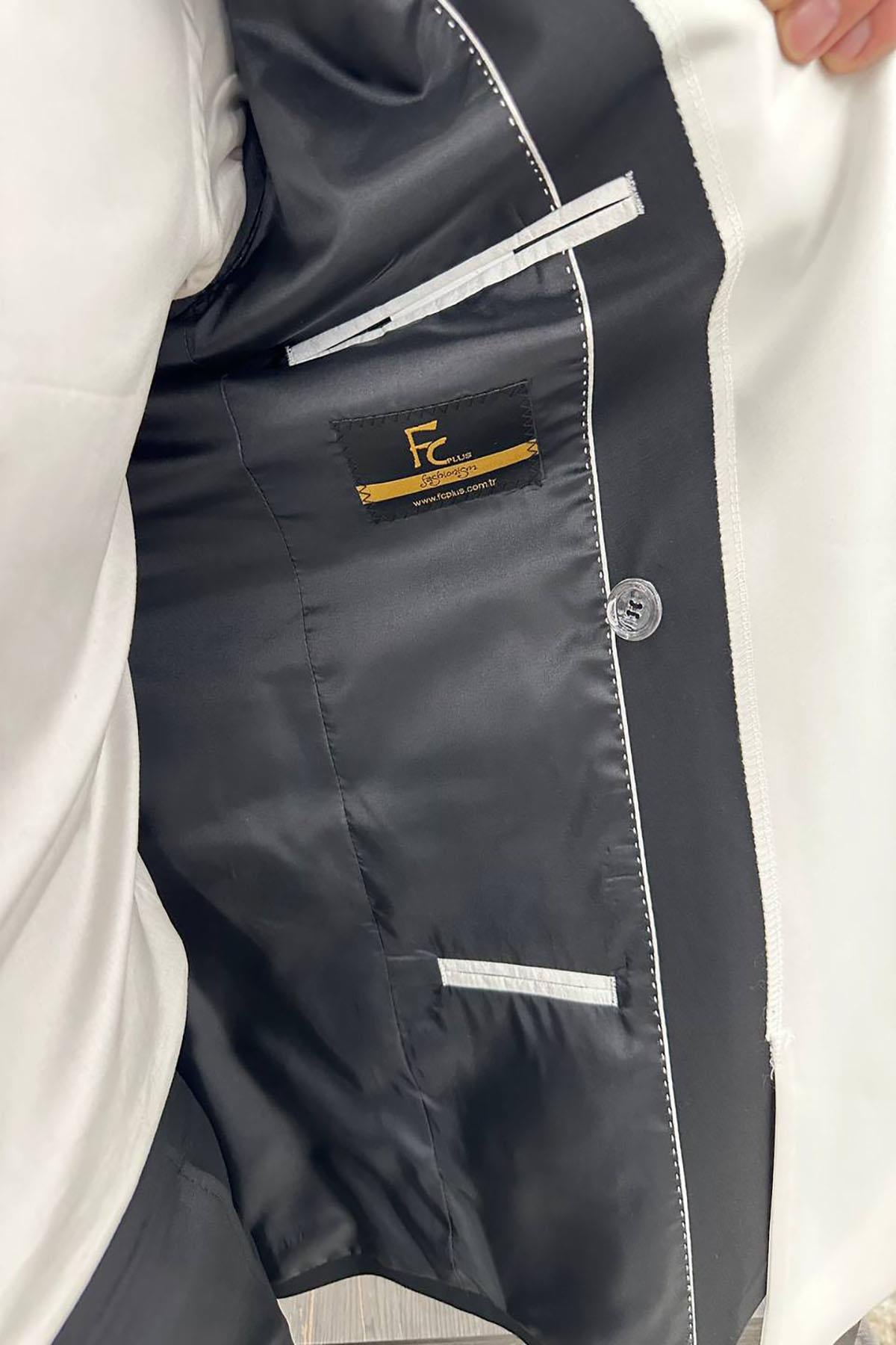 PREMIUM SUIT WITH WHITE SCARF