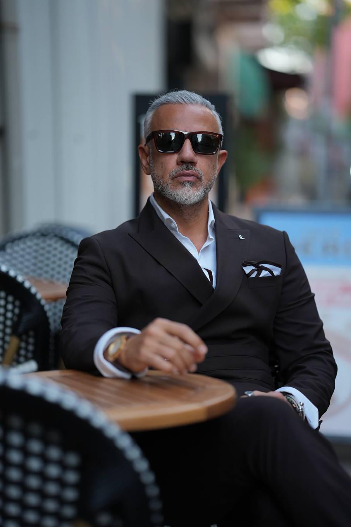 DÖRT ŞERİTLİ ÇITÇITLI TAKIM ELBİSE 