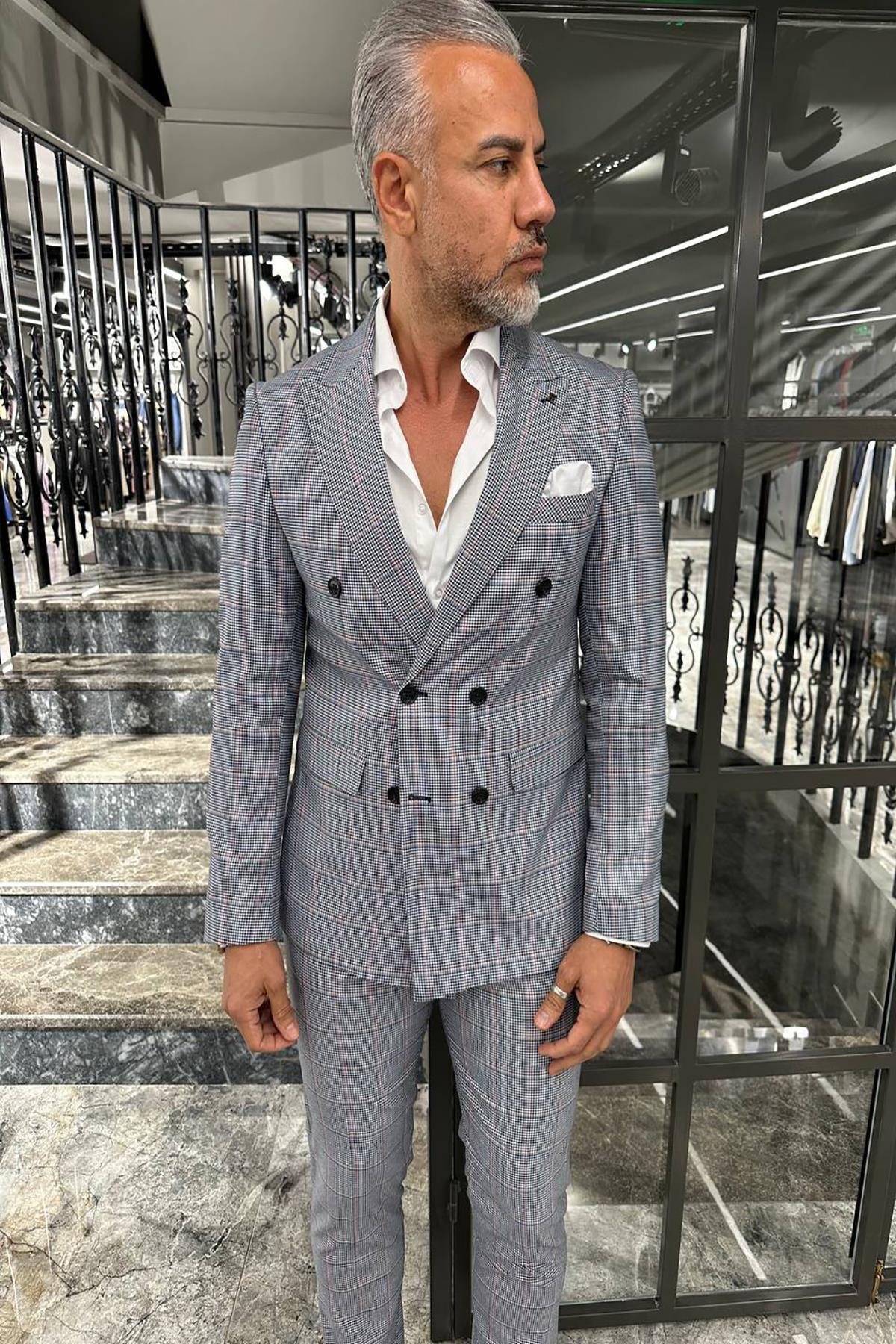 SELF PATTERNED NAVY BLUE SUIT