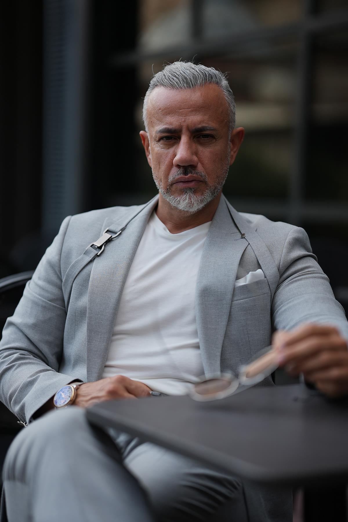  OMUZDAN TOKALI ŞERİTLİ PREMİUM TAKIM ELBİSE 
