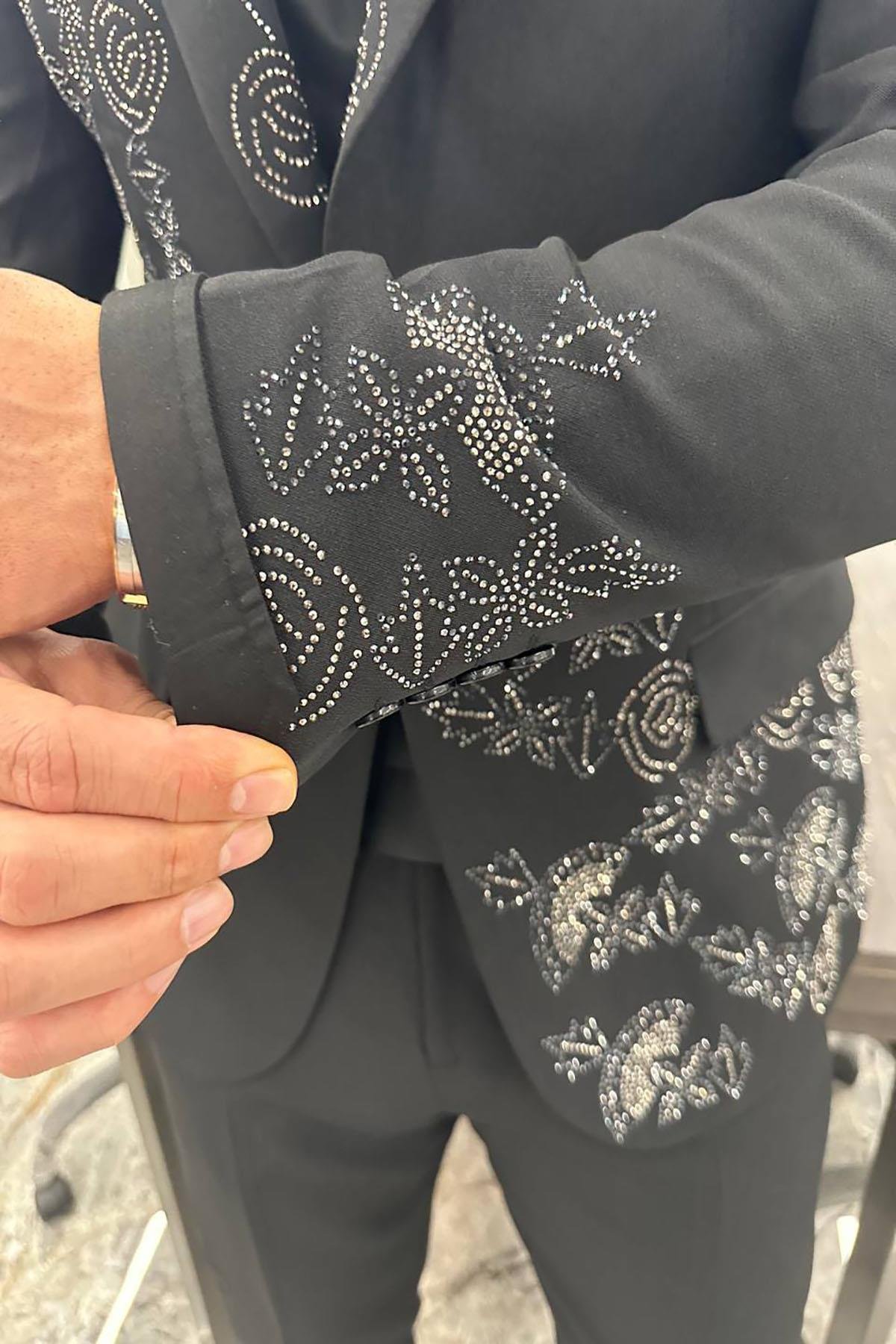 SPECIAL DESIGN STONE BLACK SUIT
