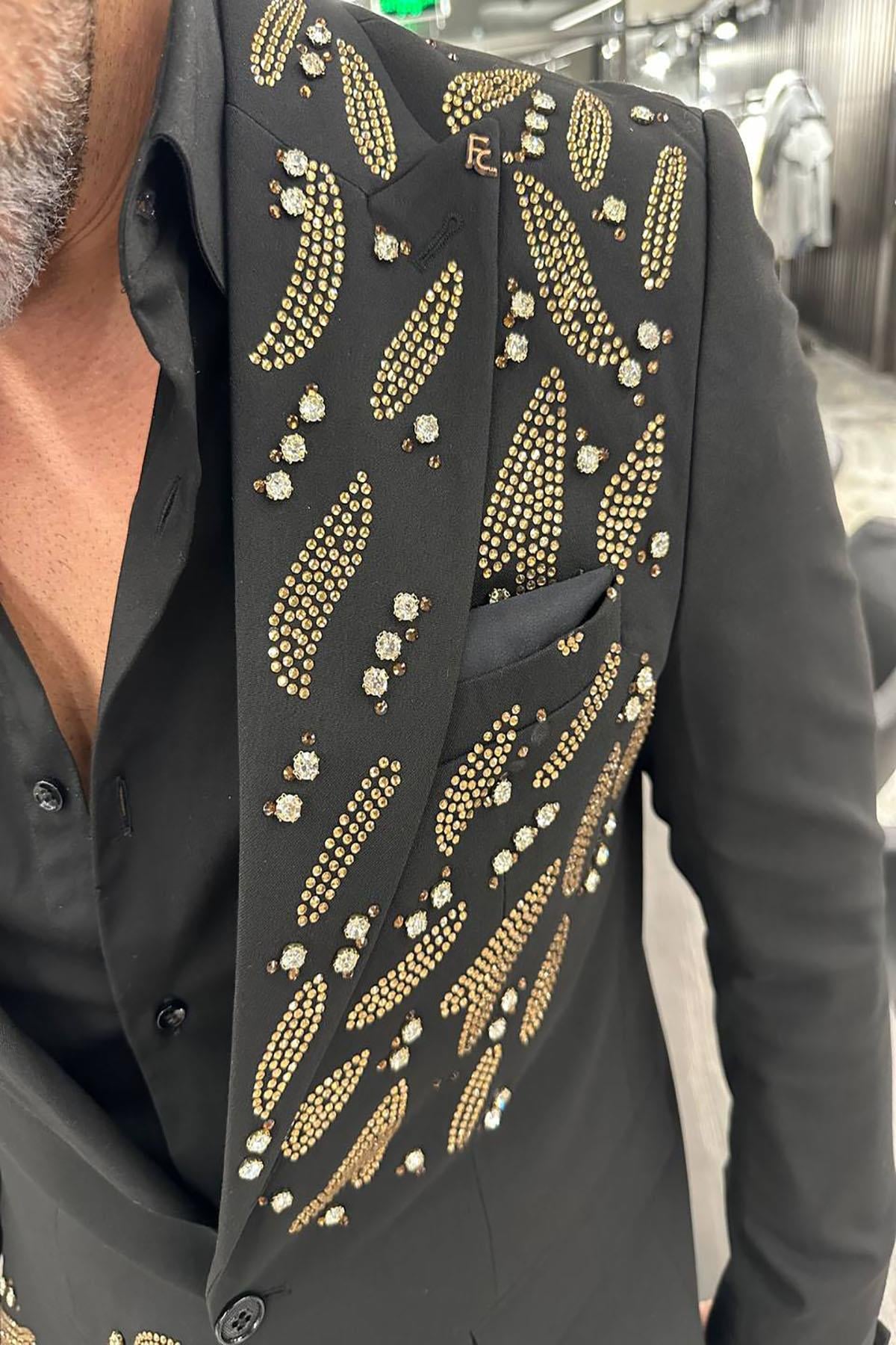 SPECIAL DESIGN STONE BLACK SUIT