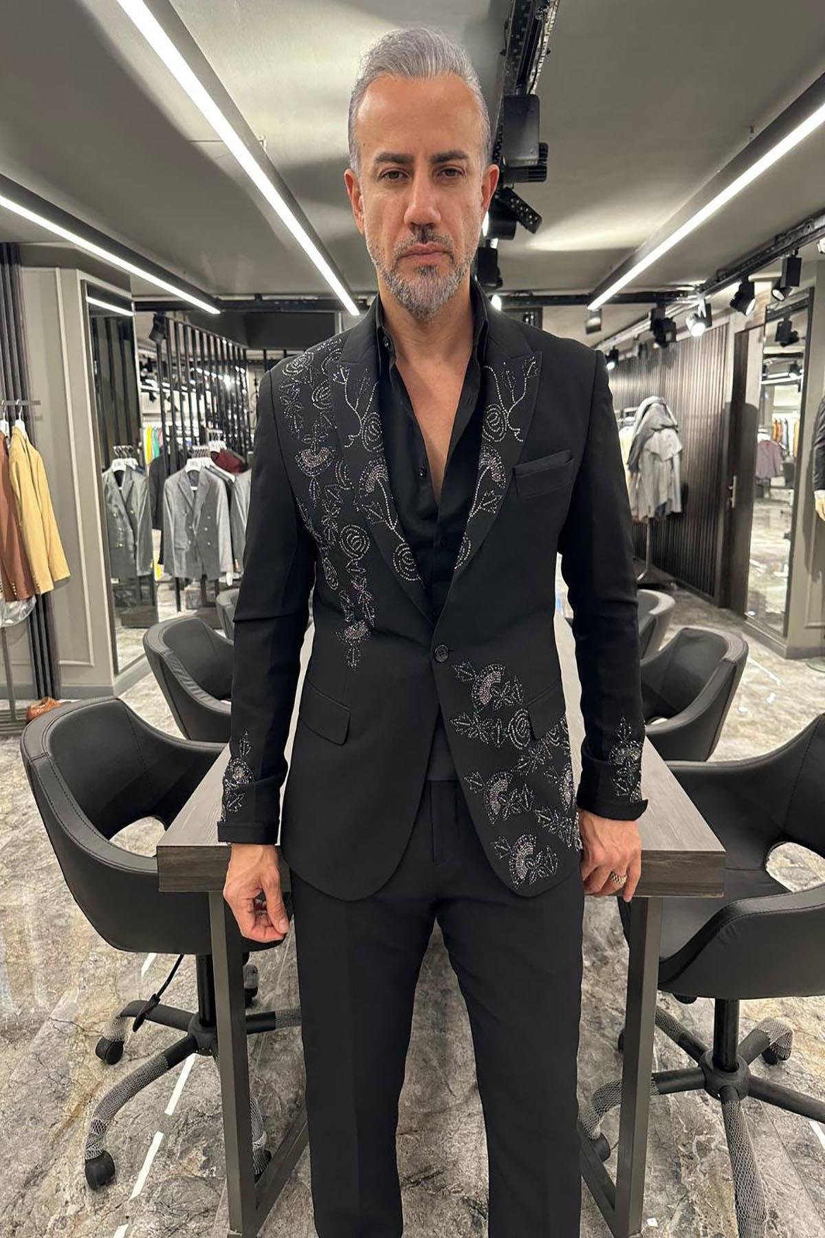 SPECIAL DESIGN STONE BLACK SUIT