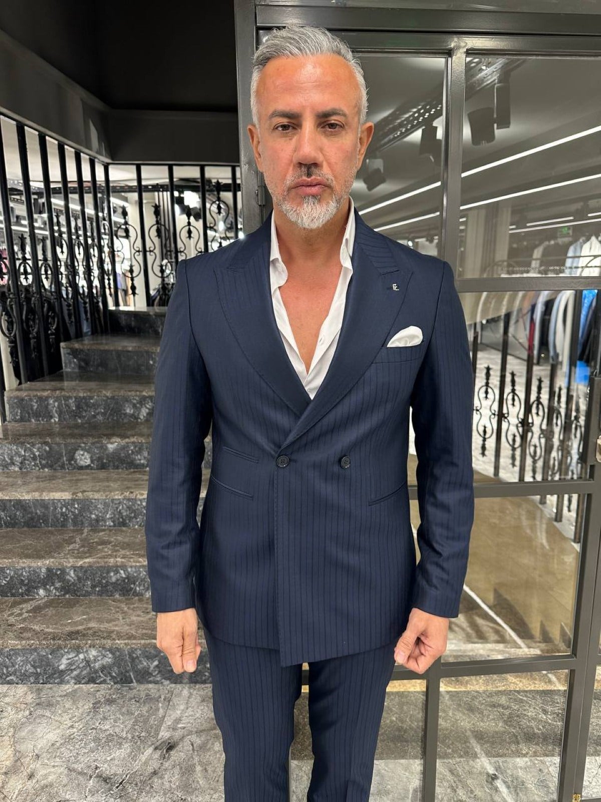  KRUVAZE ÇİZGİLİ TAKIM ELBİSE 