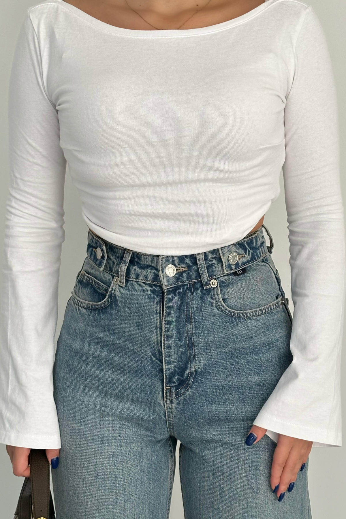 PREMİUM EKSTRA YÜKSEK BEL DÜĞME DETAYLI WİDE LEG JEAN