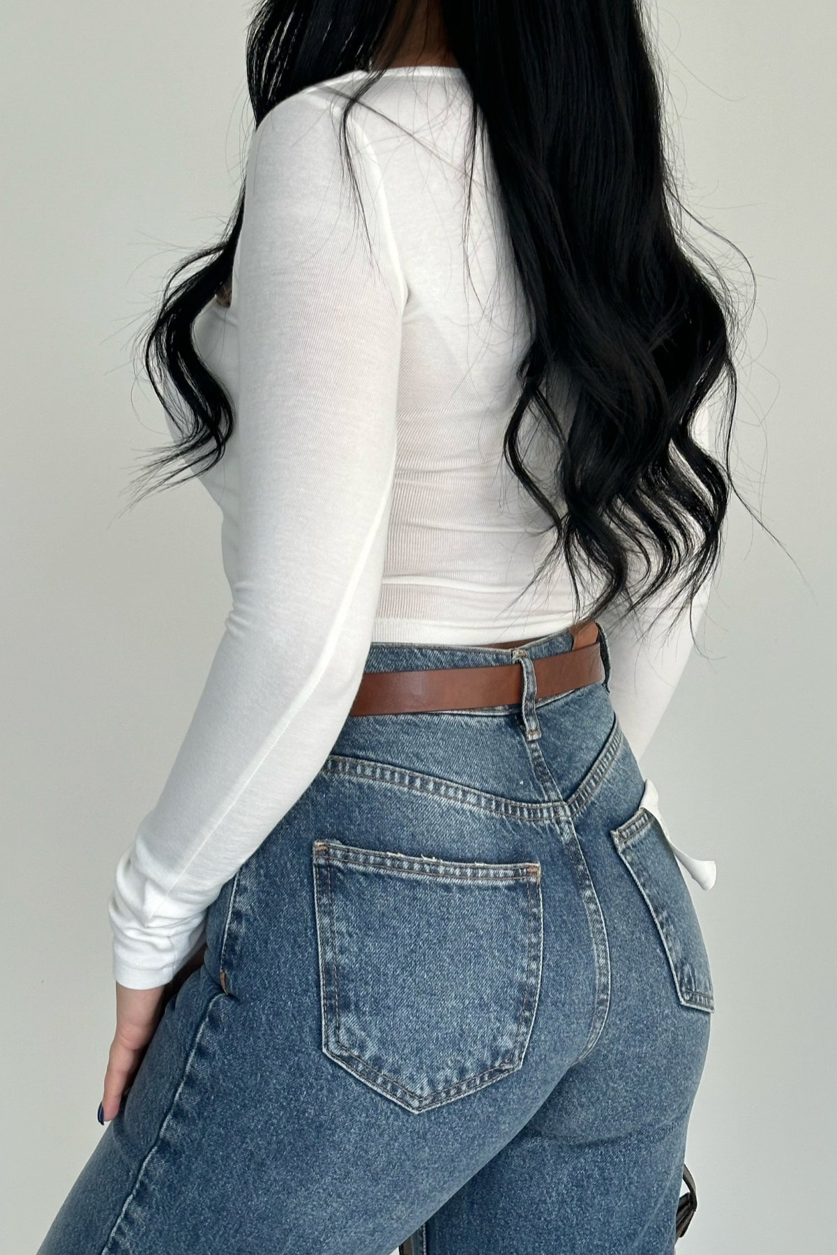 PREMİUM KAHVE KEMER DETAYLI MİD BLUE JEAN