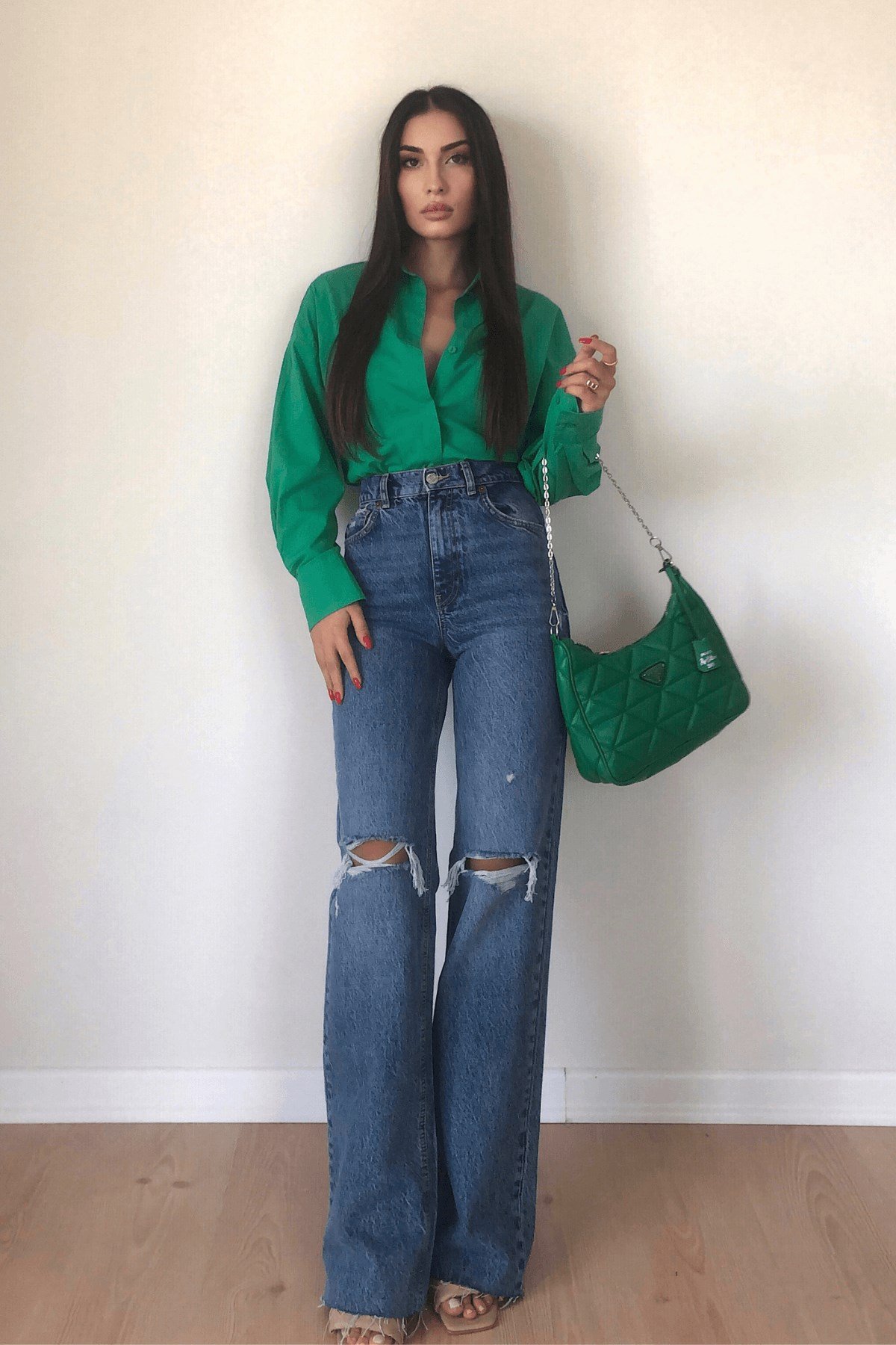 ZARA KOYU MAVİ İKİ DİZİ YIRTIK JEAN 