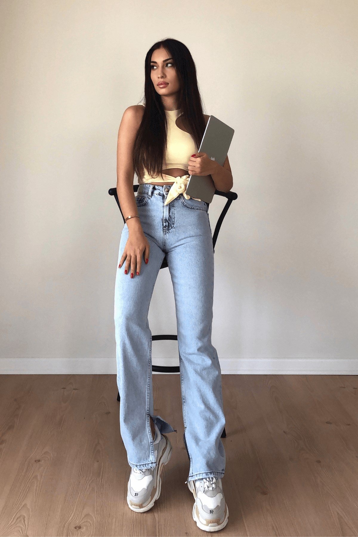 ZARA MODEL PAÇALARI YIRTMAÇLI JEAN 
