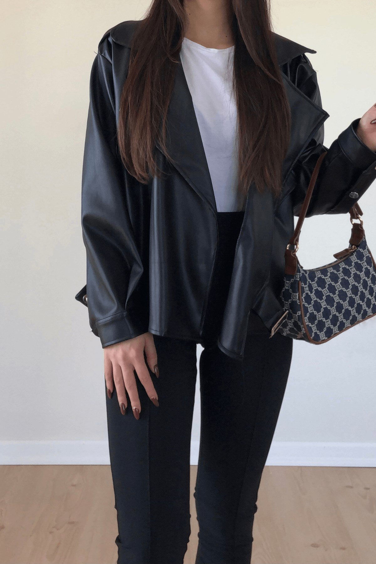ZARA MODEL SİYAH DERİ CEKET