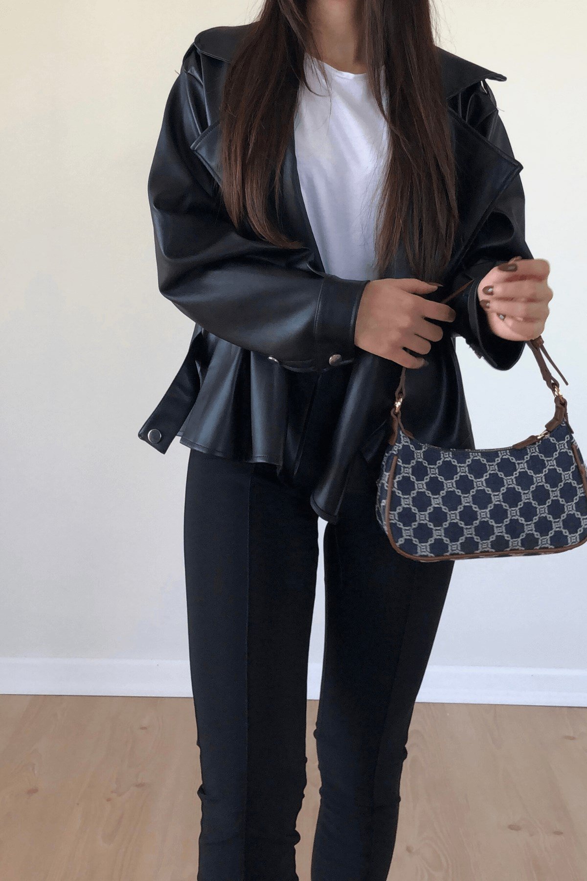 ZARA MODEL SİYAH DERİ CEKET