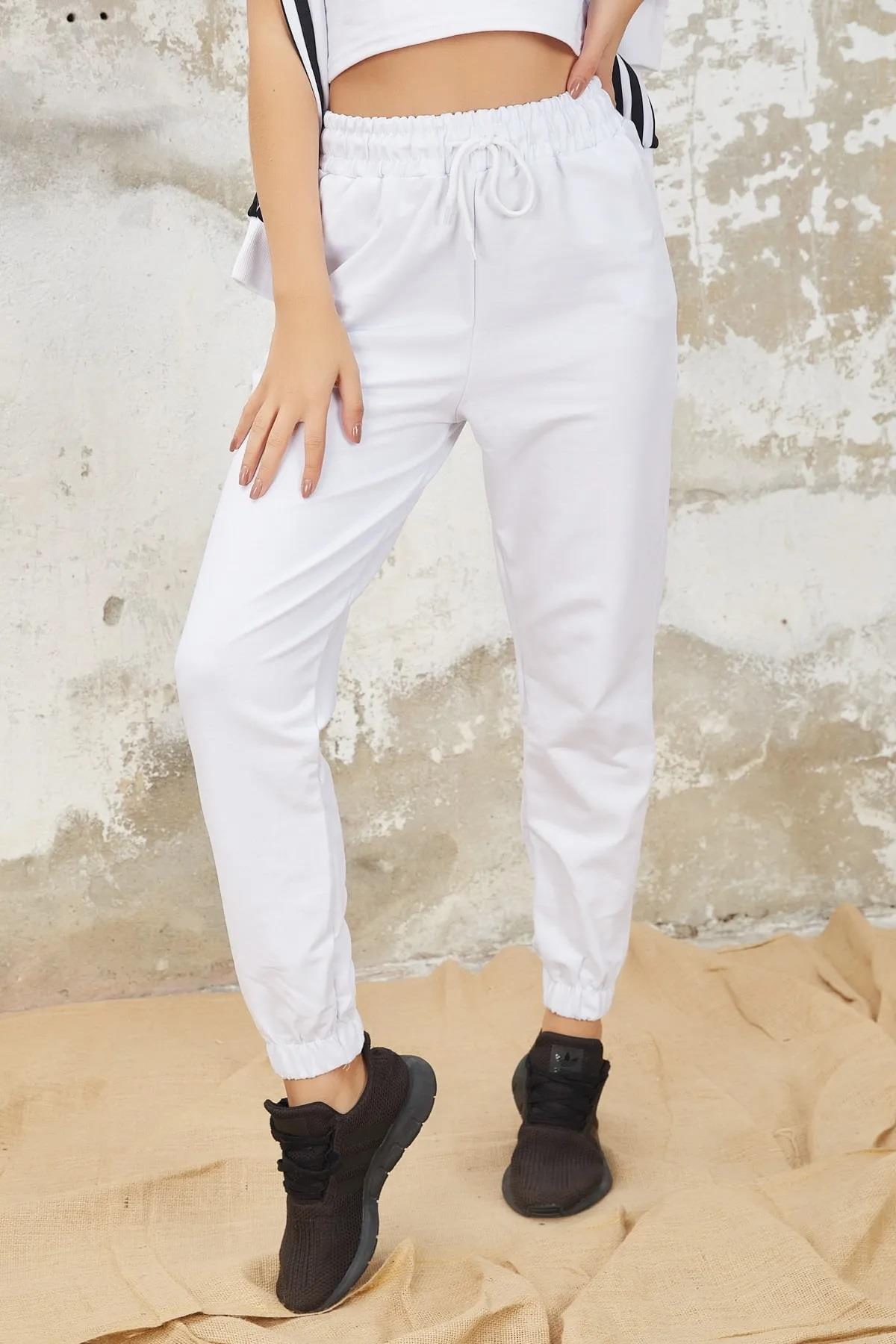 Kadın Beyaz Jogger EşofmanSun VictoriaKadın Beyaz Jogger Eşofman