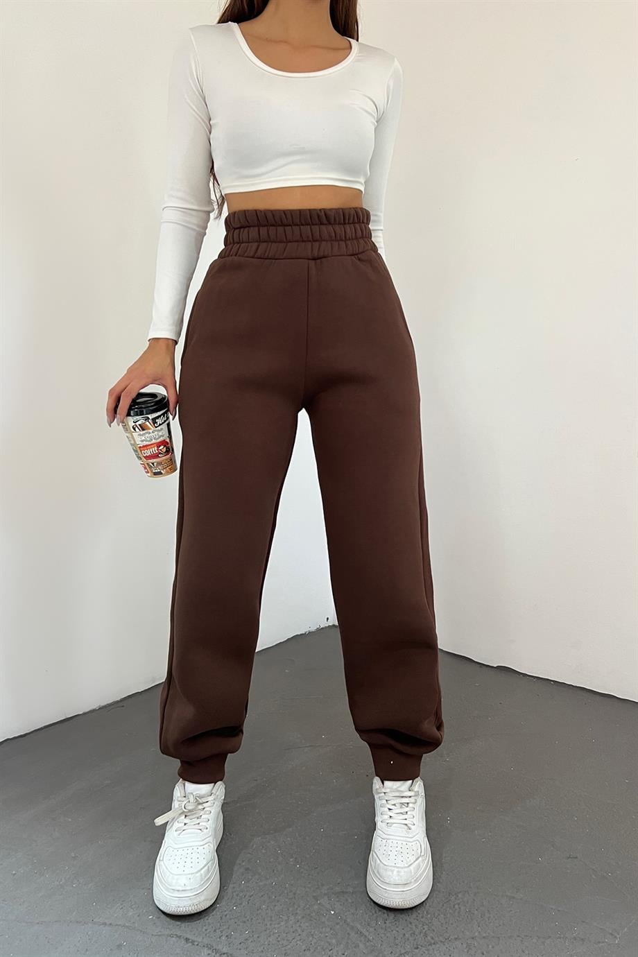 Kahve MYD 3 İplik Polarlı Jogger EşofmanSun VictoriaKahve MYD 3 İplik Polarlı Jogger Eşofman