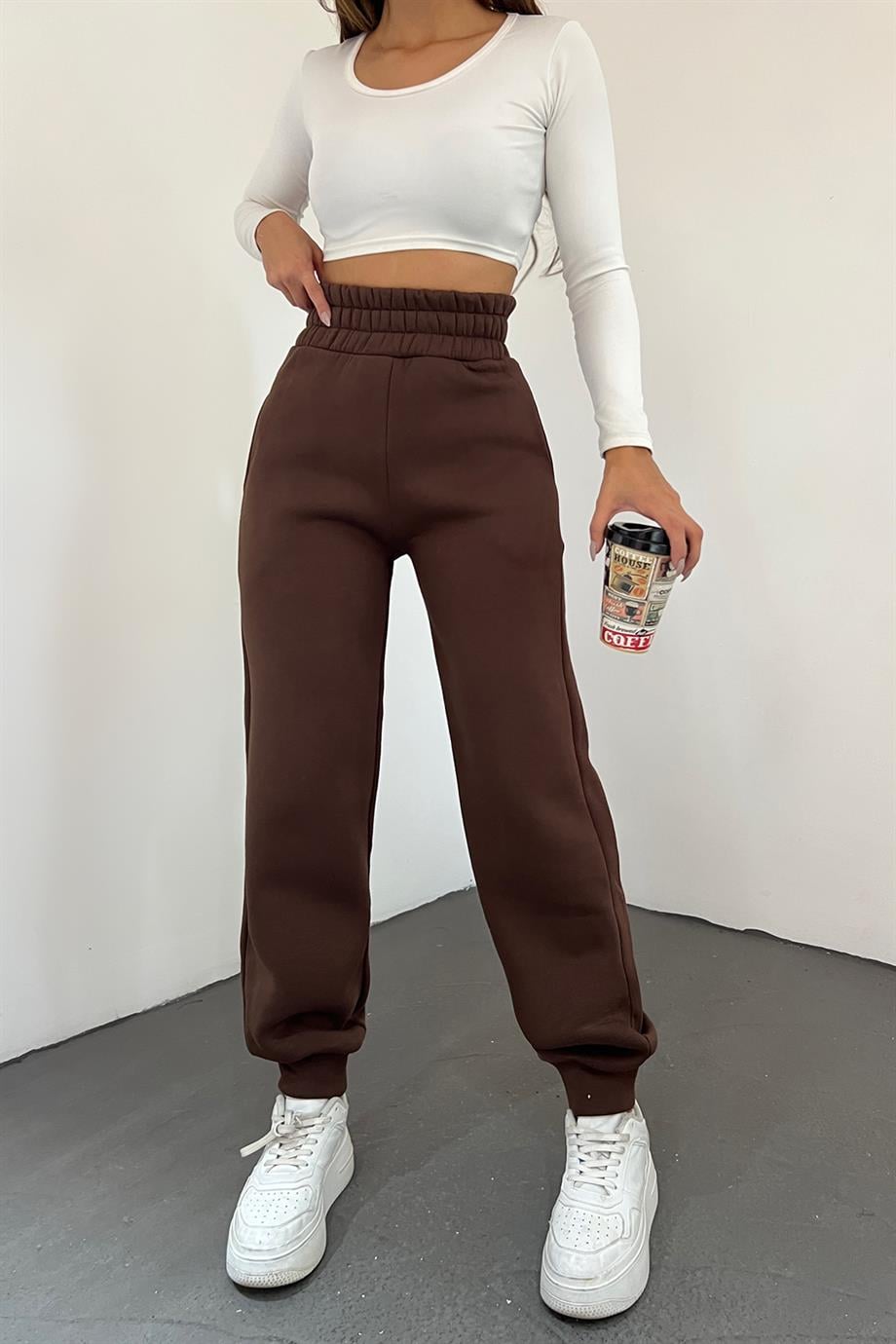 Kahve MYD 3 İplik Polarlı Jogger EşofmanSun VictoriaKahve MYD 3 İplik Polarlı Jogger Eşofman