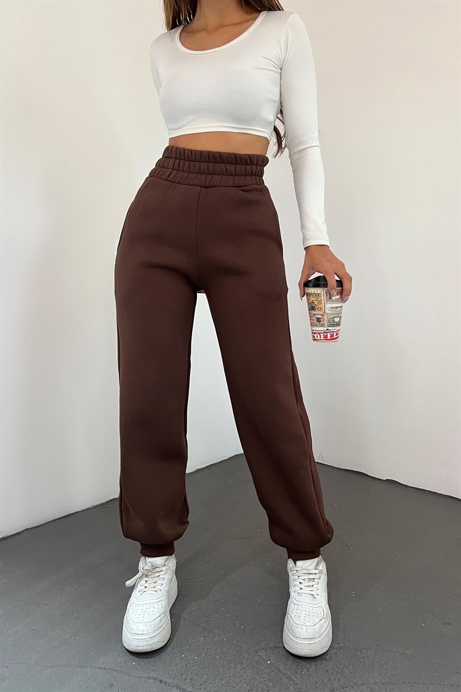 Kahve MYD 3 İplik Polarlı Jogger EşofmanSun VictoriaKahve MYD 3 İplik Polarlı Jogger Eşofman
