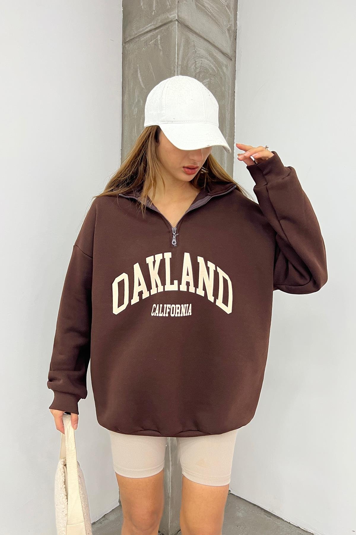 Kahve Oakland Baskılı Fermuarlı SweatSun VictoriaKahve Oakland Baskılı Fermuarlı Sweat