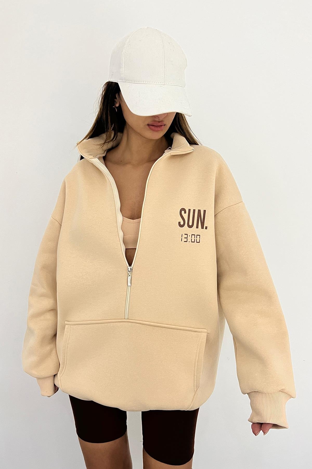 Krem SUN.13:00 Baskılı Fermuarlı SweatSun VictoriaKrem SUN.13:00 Baskılı Fermuarlı Sweat