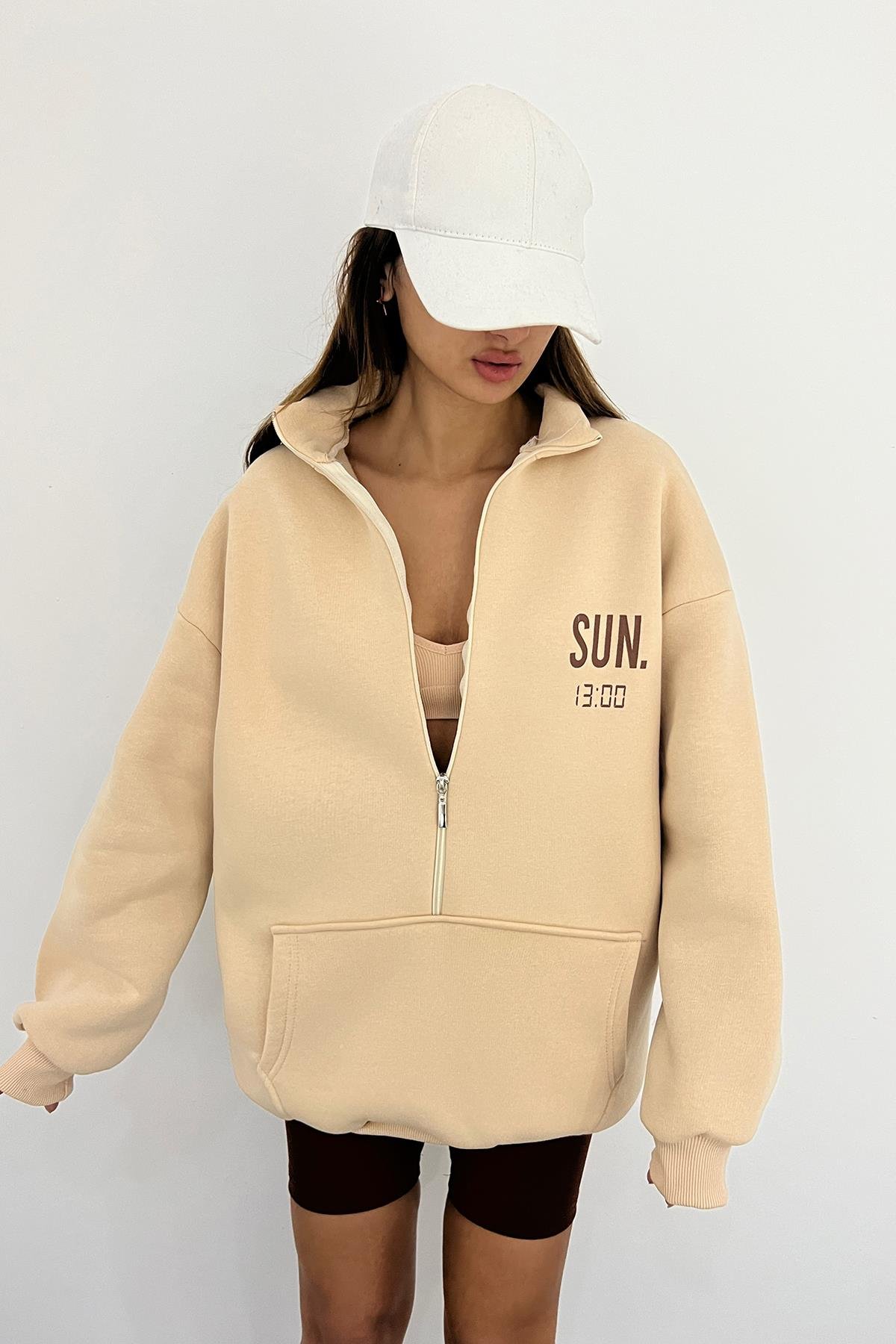 Krem SUN.13:00 Baskılı Fermuarlı SweatSun VictoriaKrem SUN.13:00 Baskılı Fermuarlı Sweat