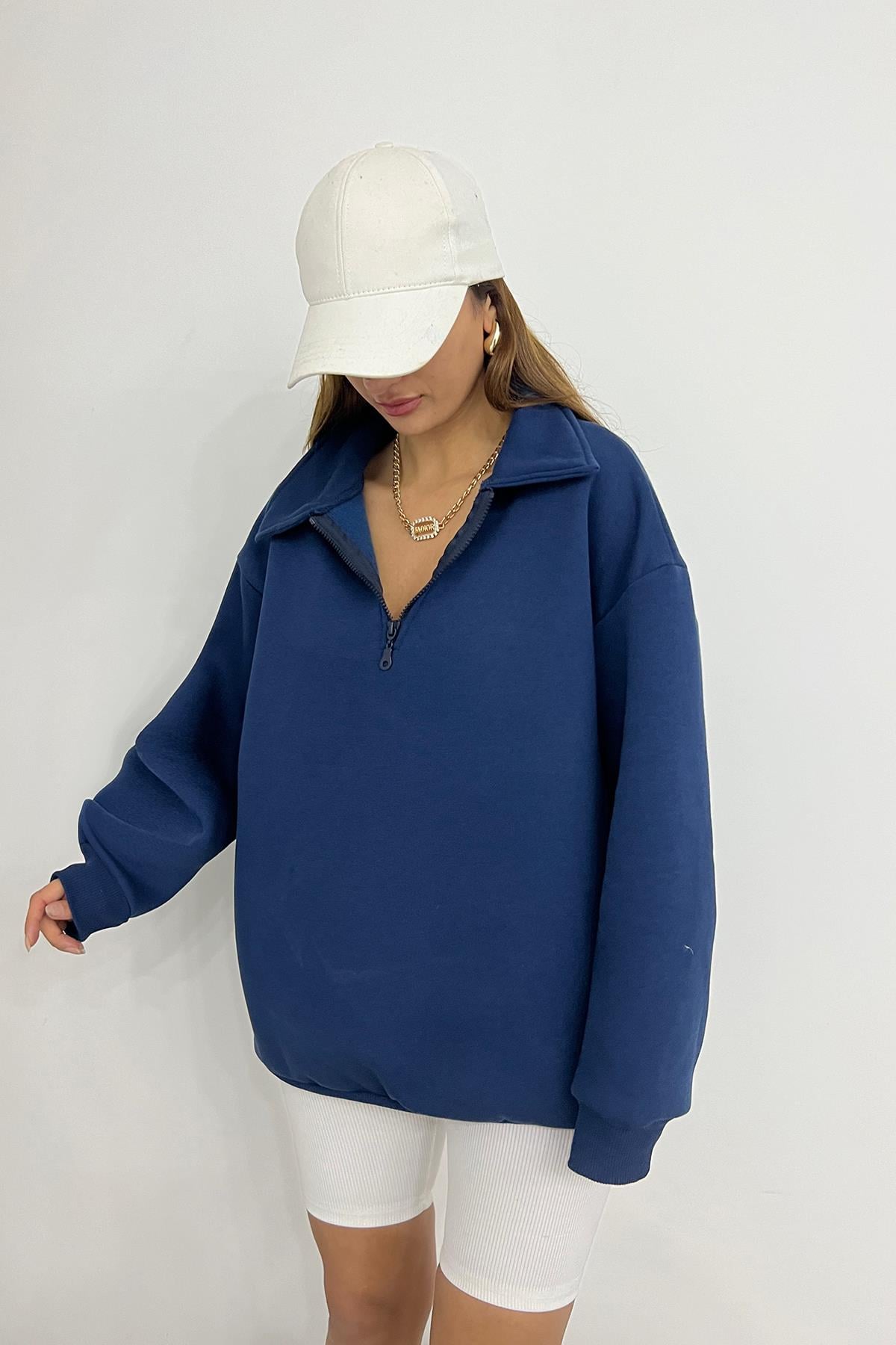 Lacivert Fermuarlı Polo Yaka 3 İplik Şardonlu SweatSun VictoriaLacivert Fermuarlı Polo Yaka 3 İplik Şardonlu Sweat