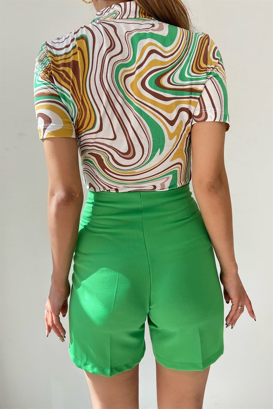 Sun Victoria Kadın Zara Model Şort YeşilSun VictoriaSun Victoria Kadın Zara Model Şort Yeşil