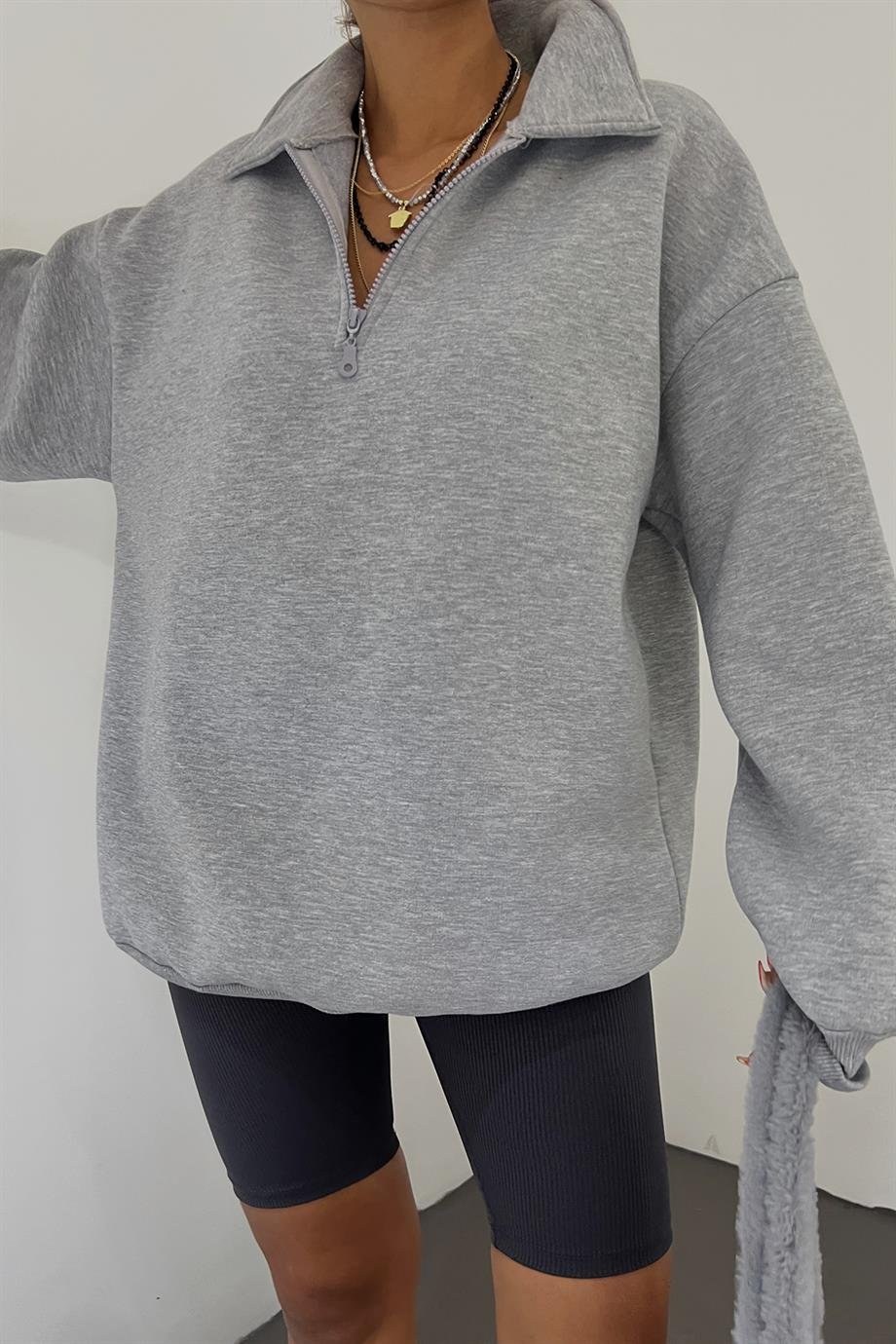 Gri Fermuarlı Polo Yaka Sweat