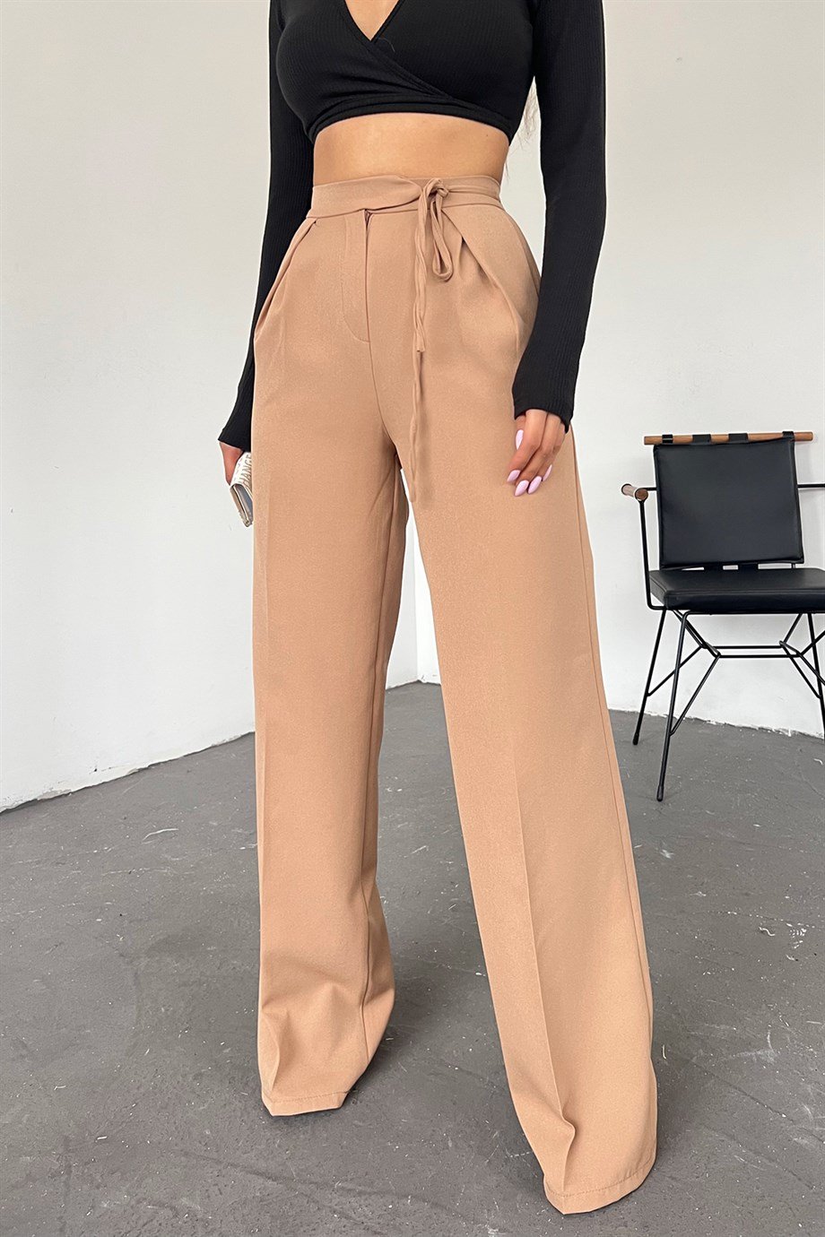 Hera Moda Kadın Krem Beli Bağlamalı Pallazzo Kumaş Pantolon