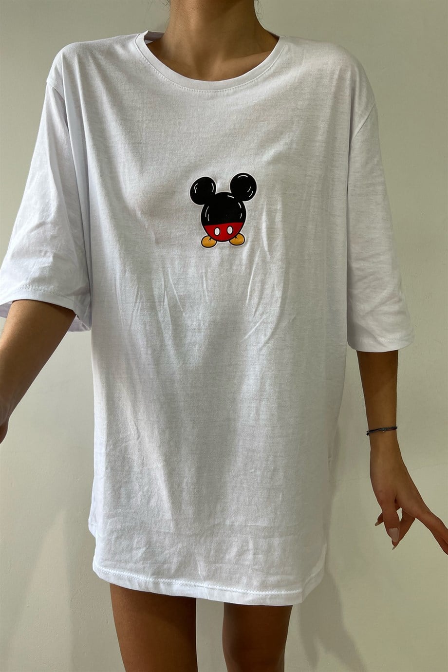 Hera Moda Kadın Mickey Mouse Beyaz Baskılı Oversize Tshirt