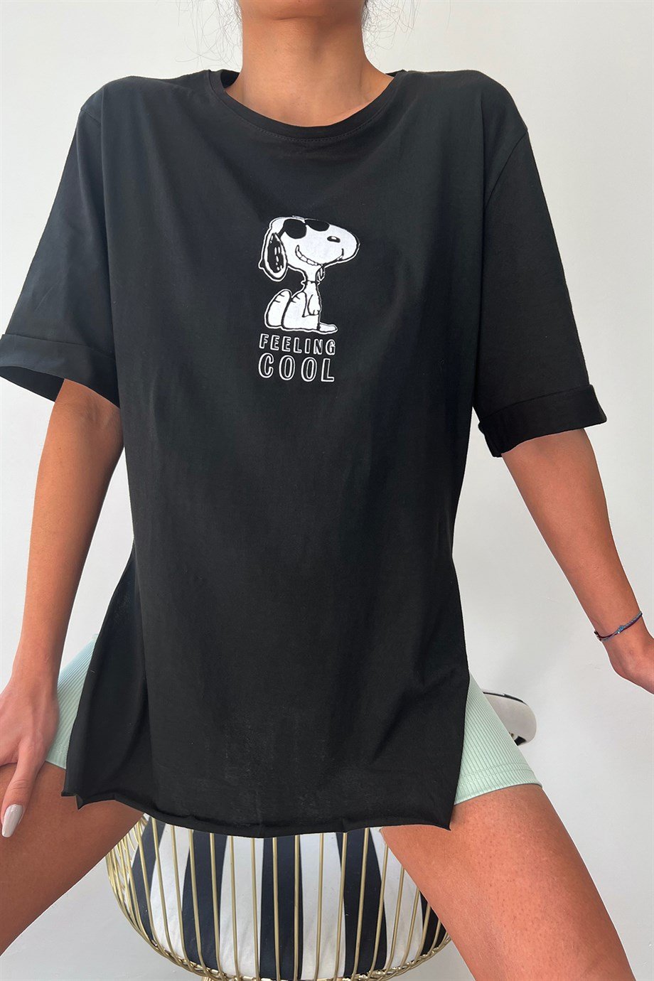 Hera Moda Kadın Siyah Snoopy Baskılı Oversize Tshirt