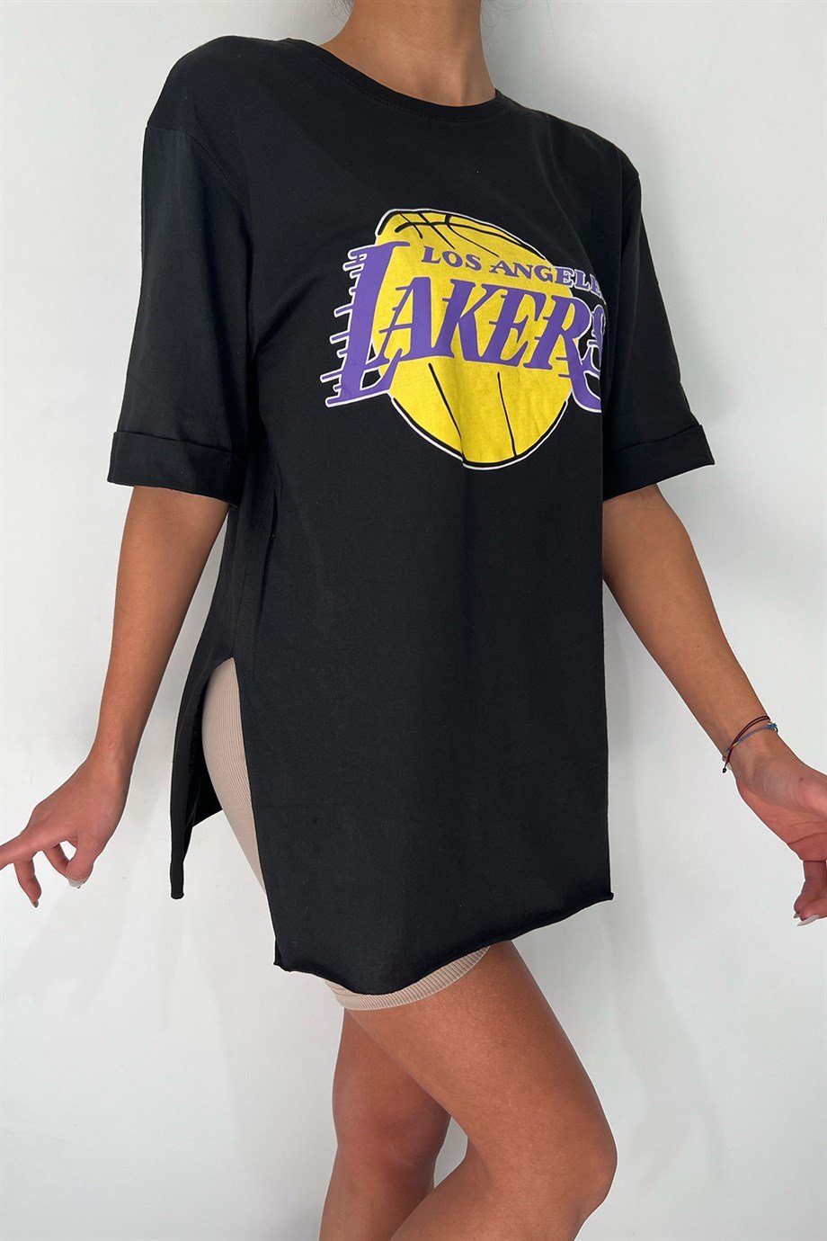 Hera Moda Kadın Yan Yırtmaçlı Siyah Lakers Tshirt