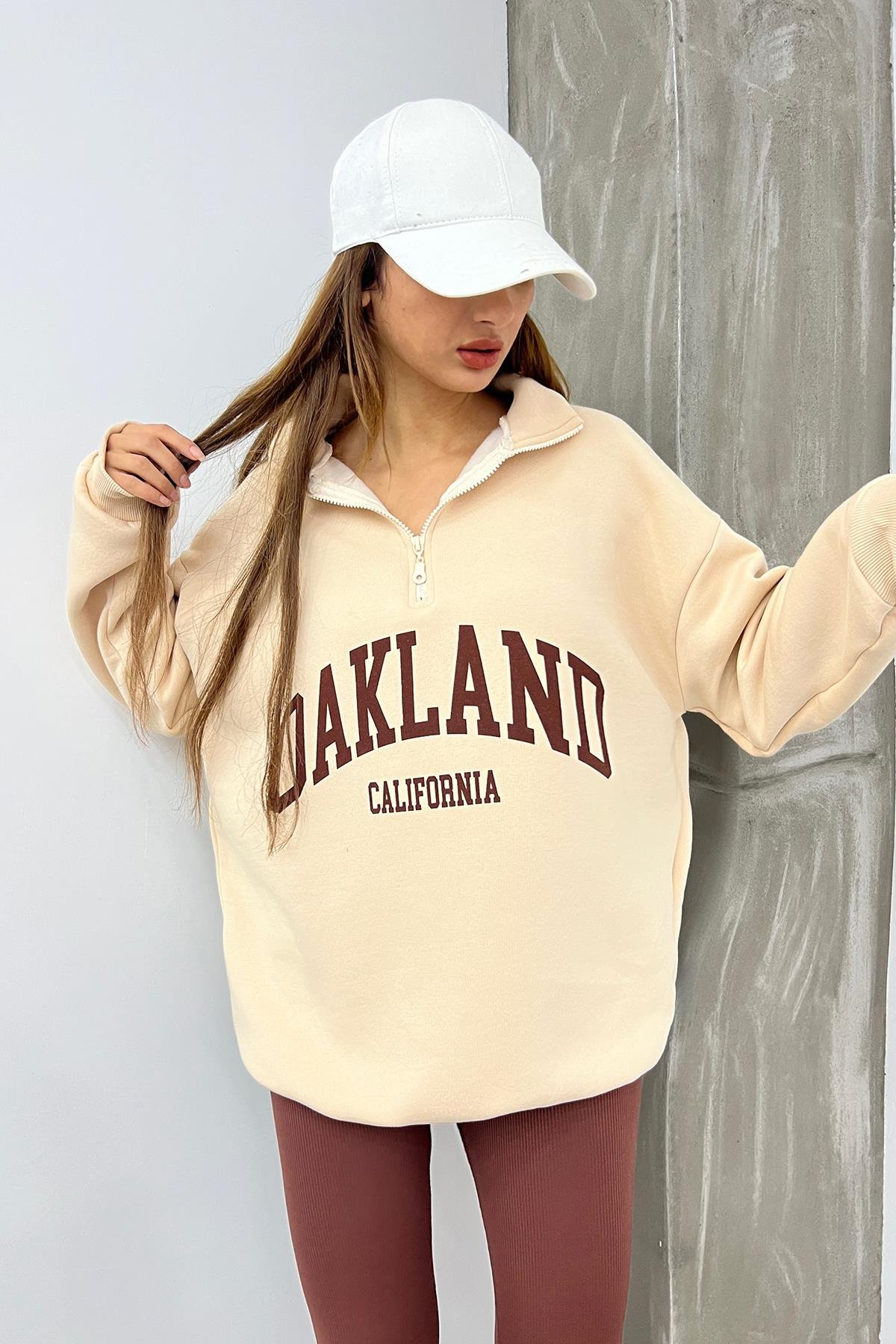 Krem Oakland Baskılı Fermuarlı Sweat