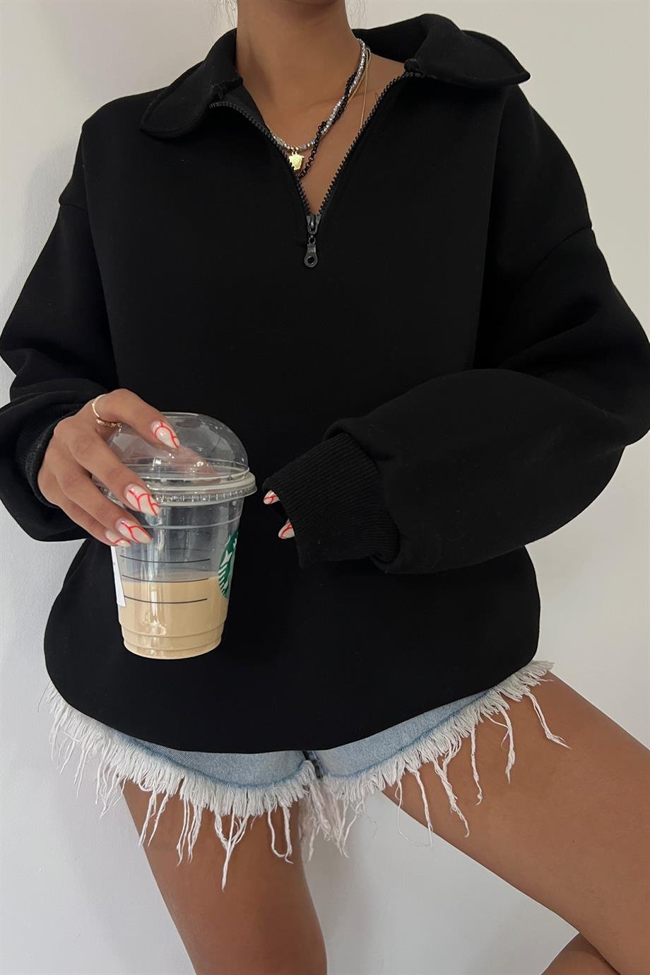 Siyah Fermuarlı Polo Yaka Sweat