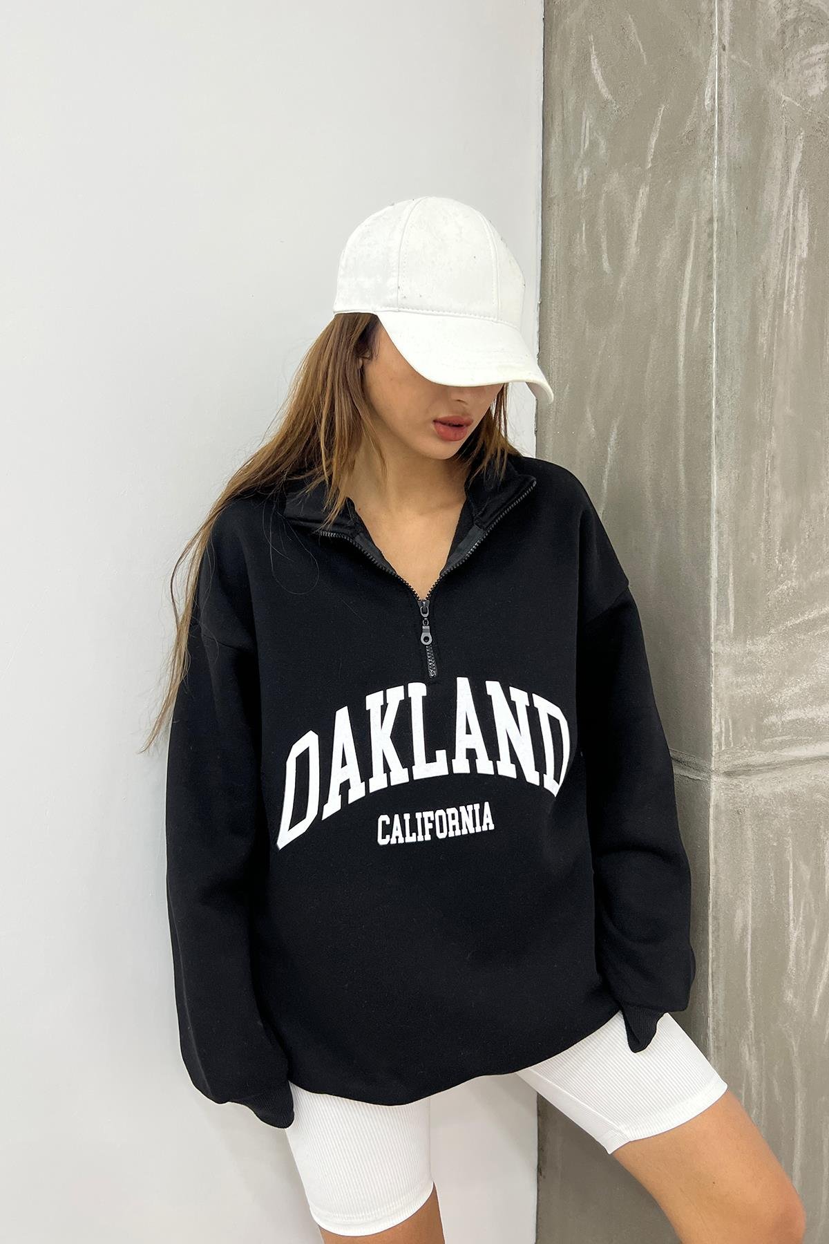 Siyah Oakland Baskılı Fermuarlı Sweat