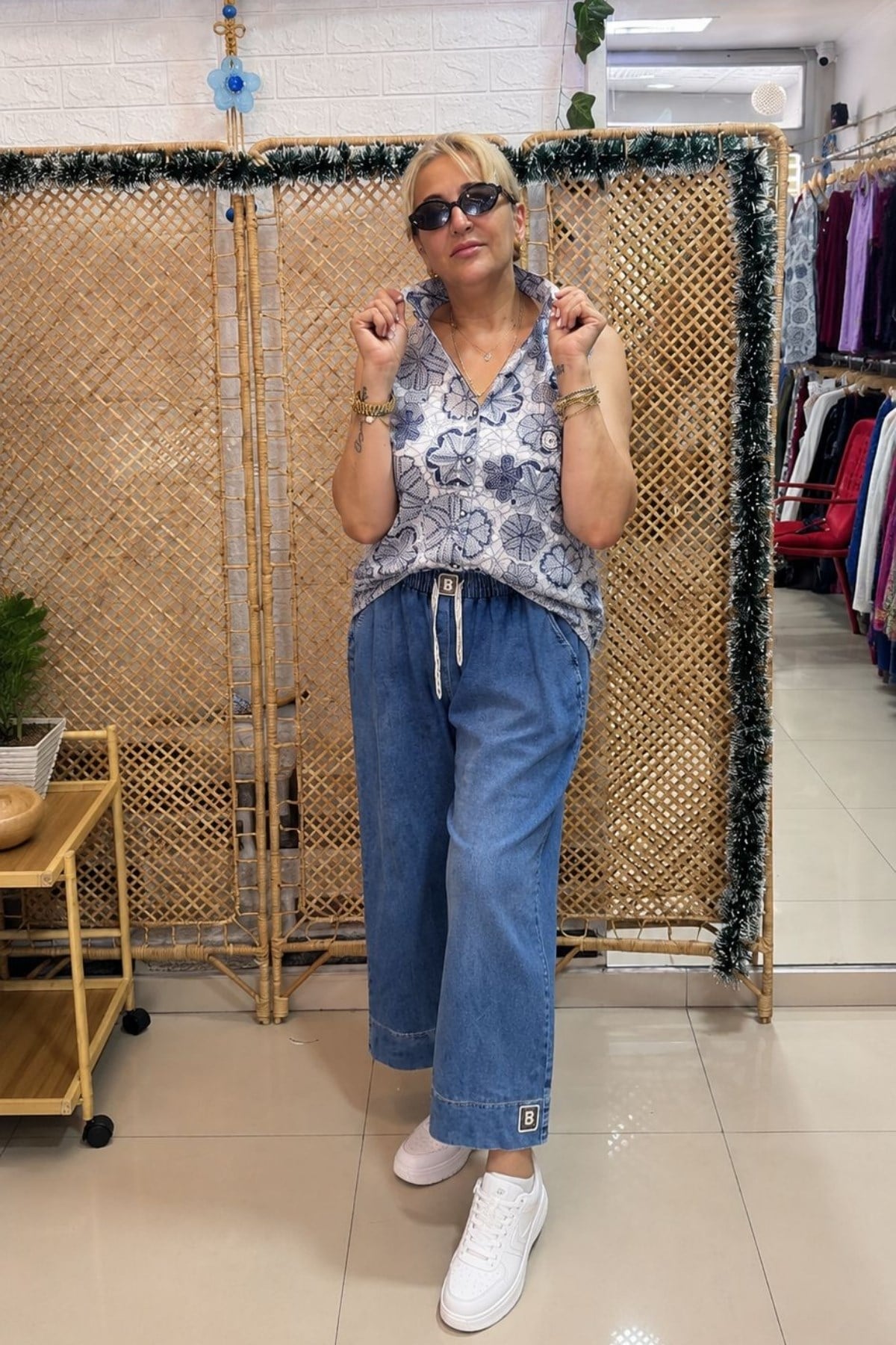 Beli Lastikli Taş Detaylı Pantolon Mavi