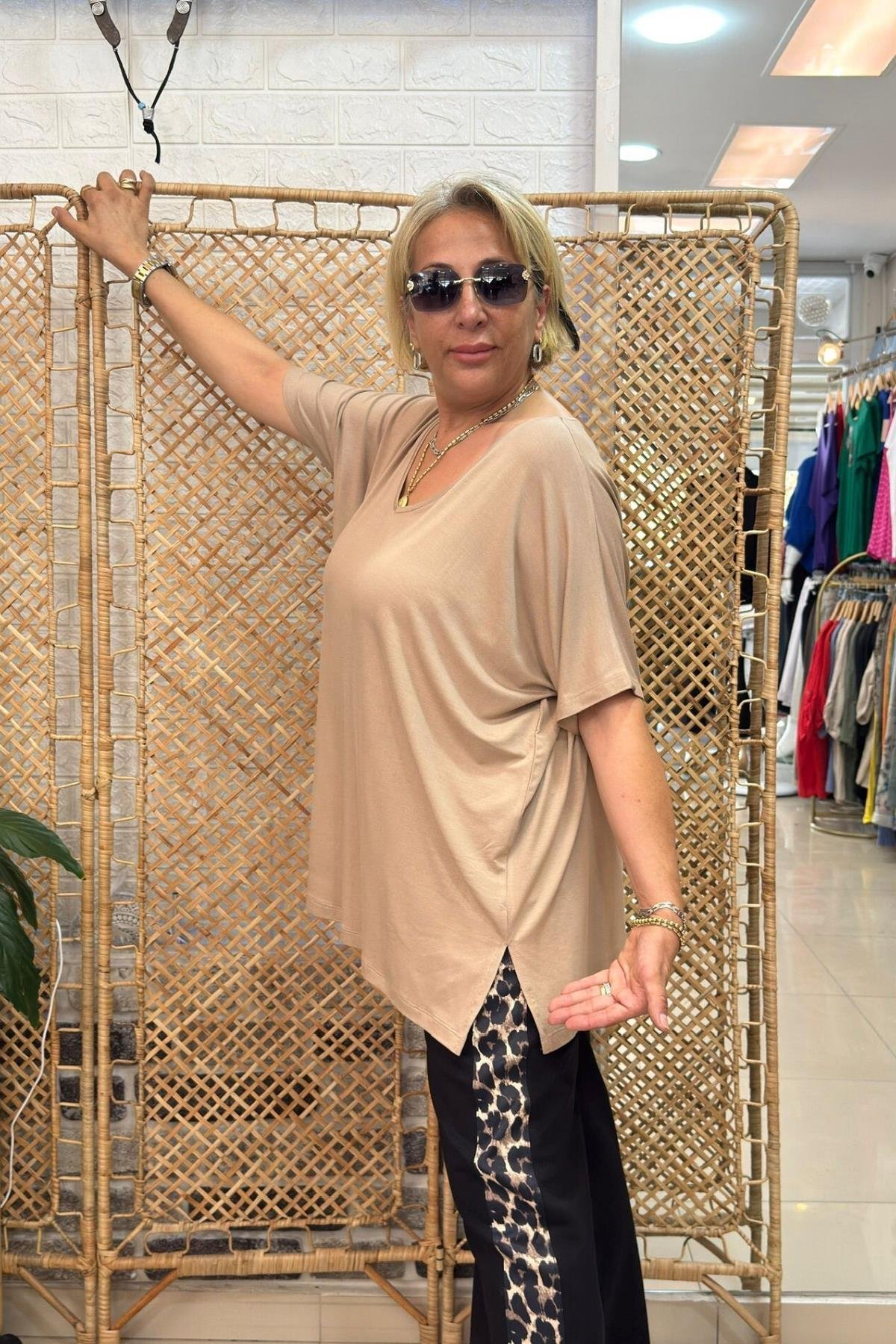 V Yaka Basic Bluz Bej