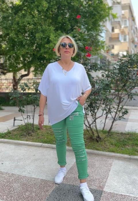 V Yaka Basic Bluz Beyaz