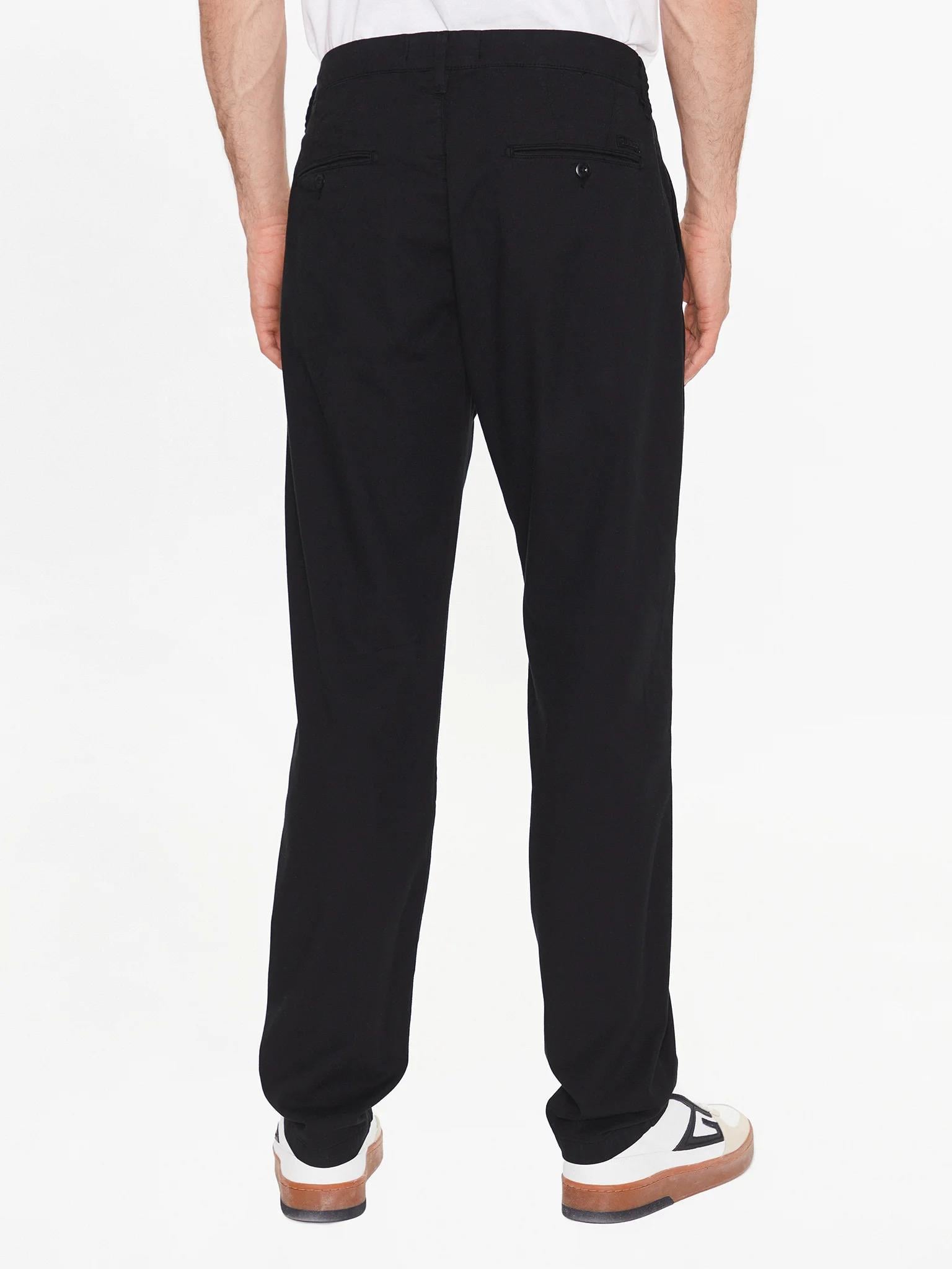 M3GB13WFBW3 GUESS ERKEK PANTOLON