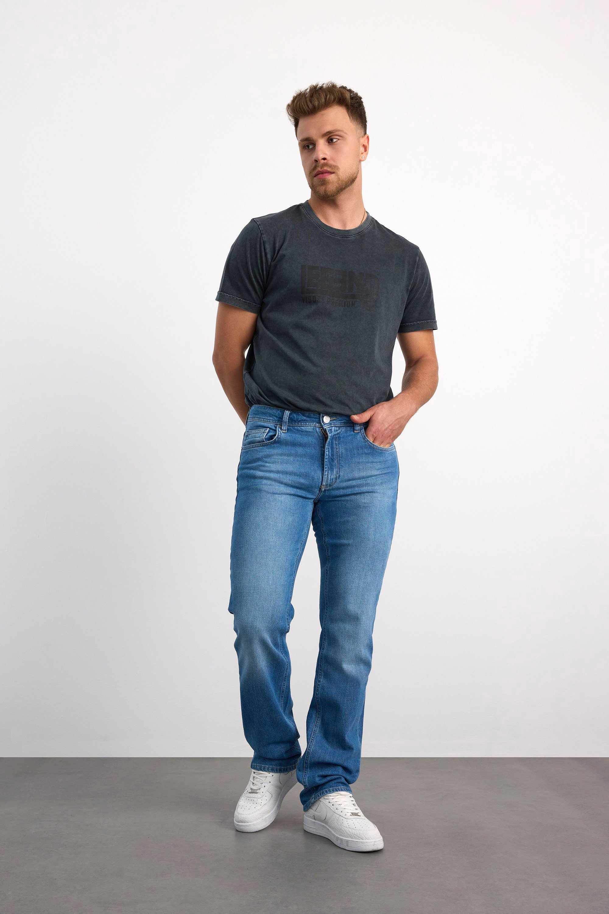 76076-73600 ERKEK REGULAR FİT MID WAIST MİD LEG DENİM PANTOLON 76076-73600