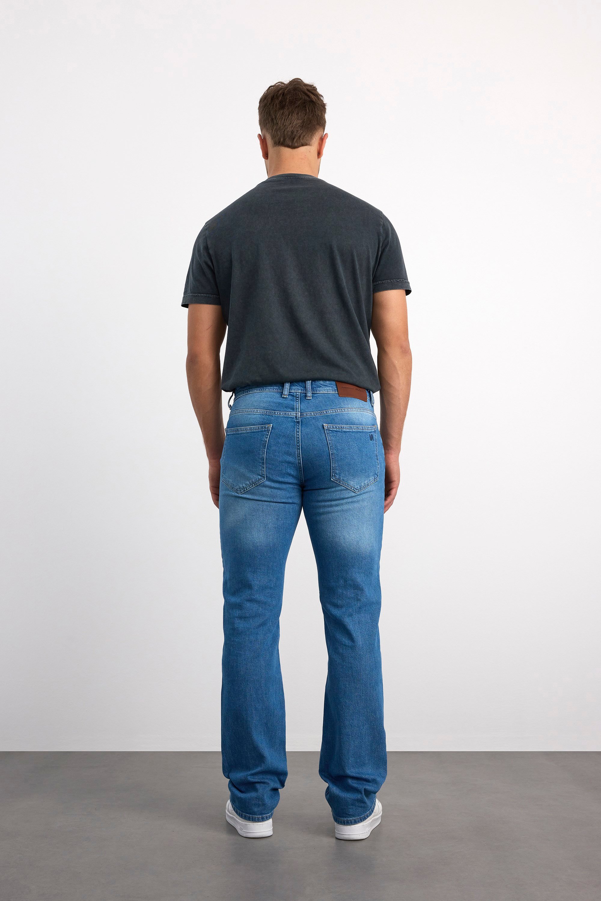 76076-73600 ERKEK REGULAR FİT MID WAIST MİD LEG DENİM PANTOLON 76076-73600