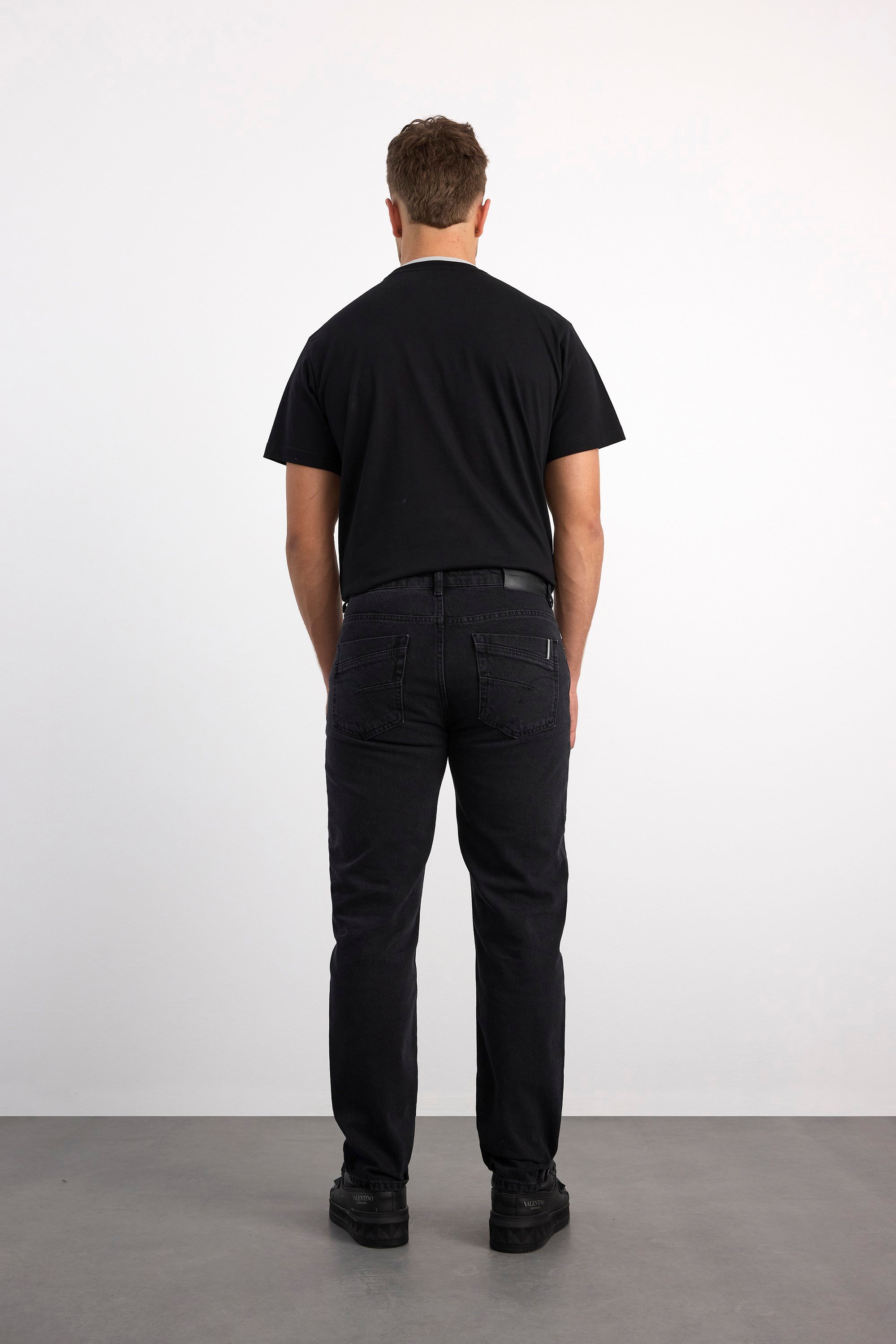 76098-73601 ERKEK TAPERED FİT MID WAIST SLİM LEG DENİM PANTOLON 76098-73601