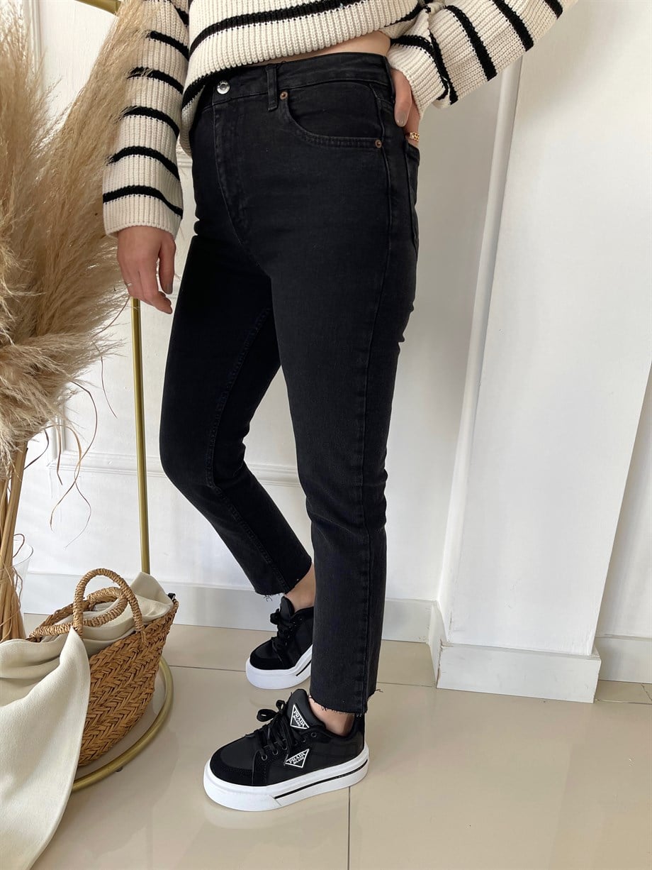 Boy Fit Kesik Paça Jean Gri