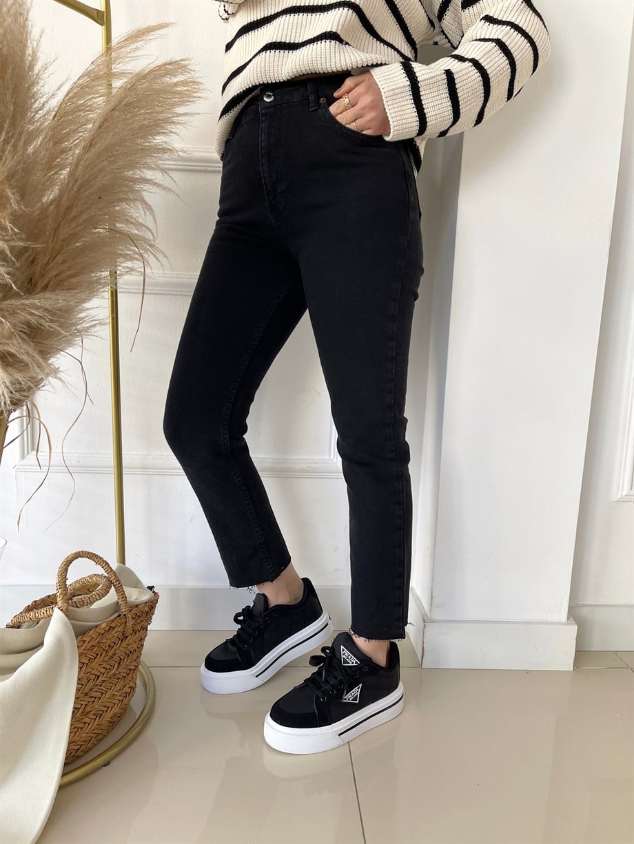 Boy Fit Kesik Paça Jean Gri