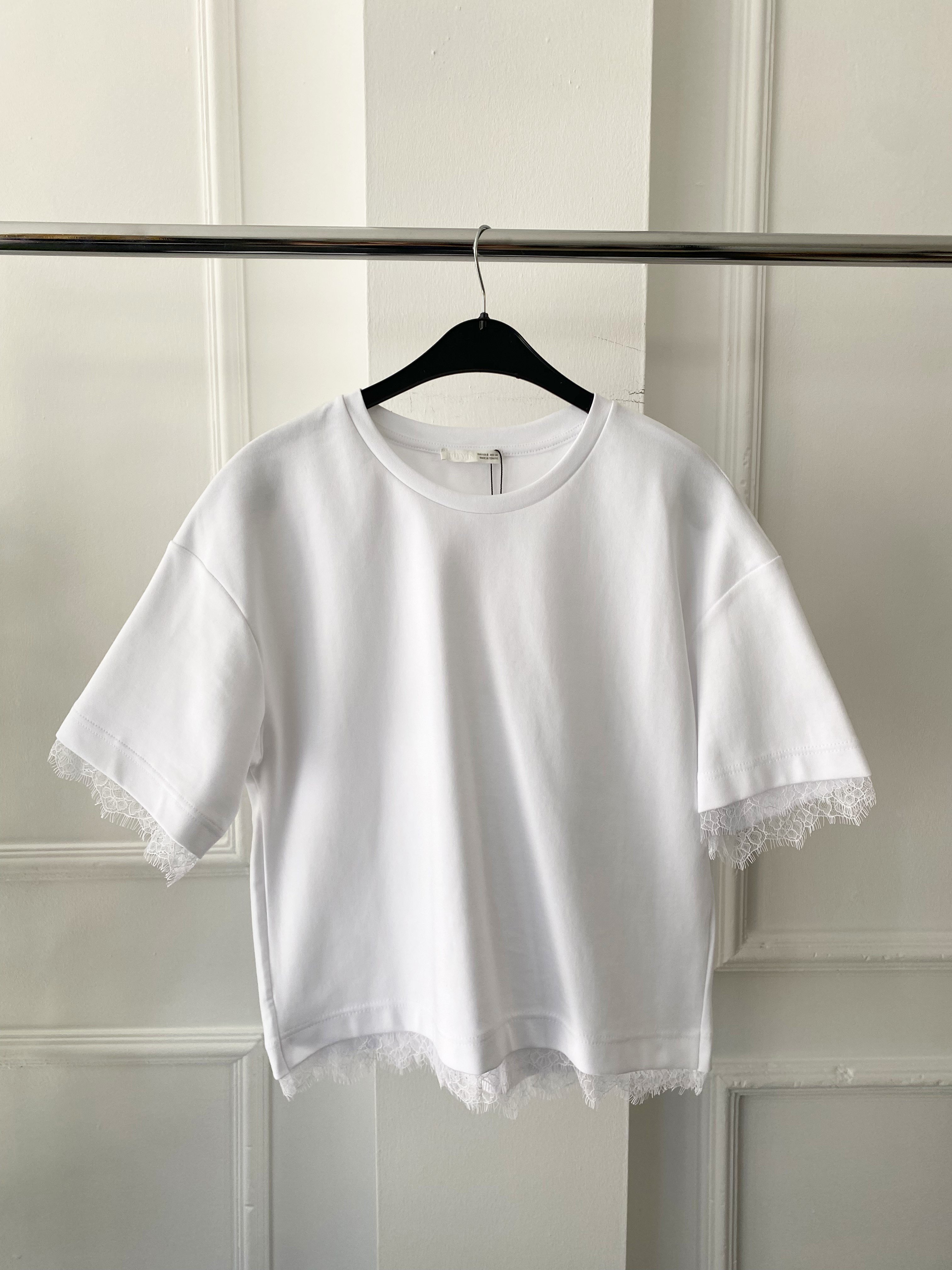 Dantel Detaylı Kısa Kol Tişört Beyaz