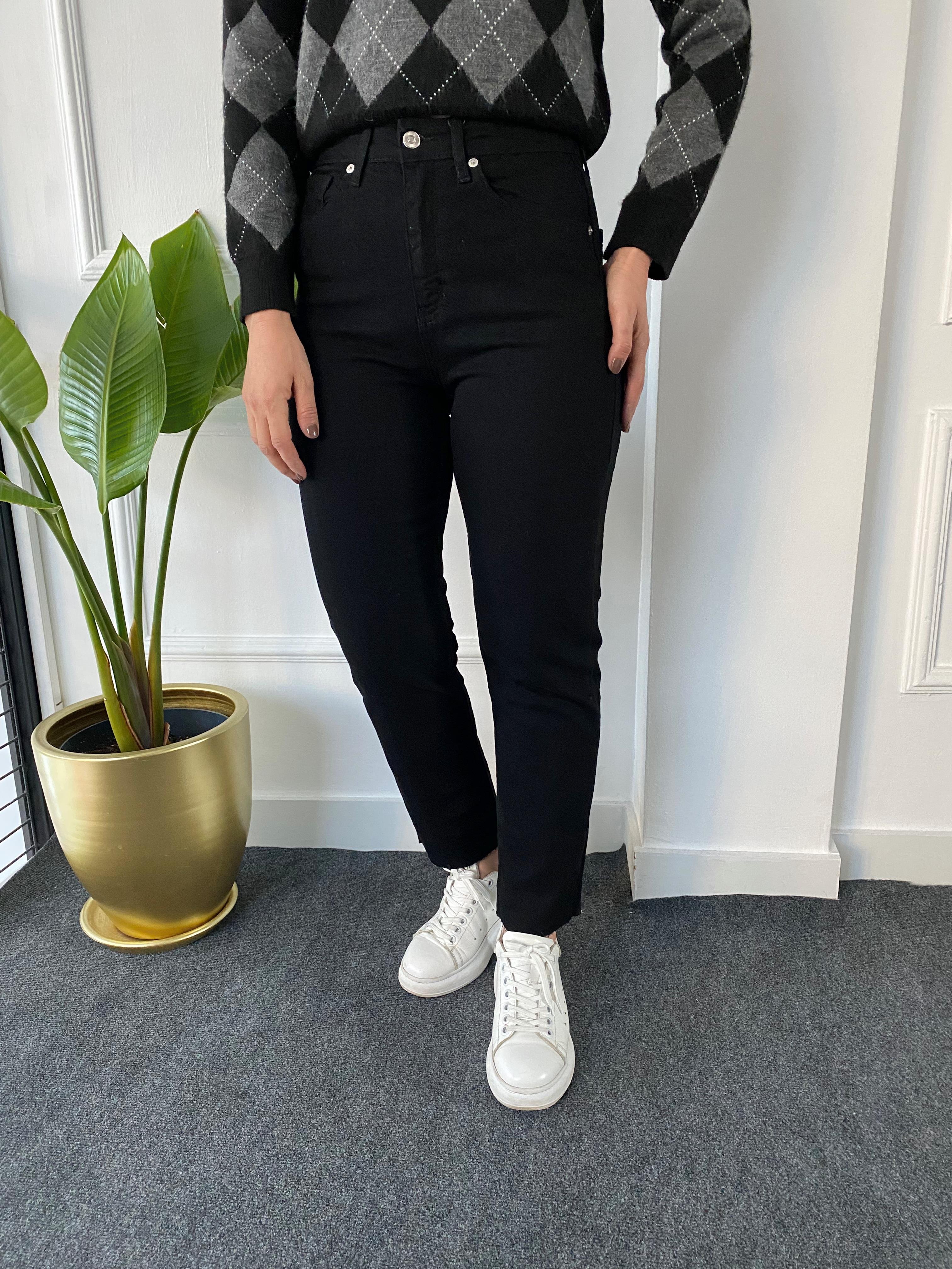 Orj Marka Boyfit Kesik Paça Jean Siyah