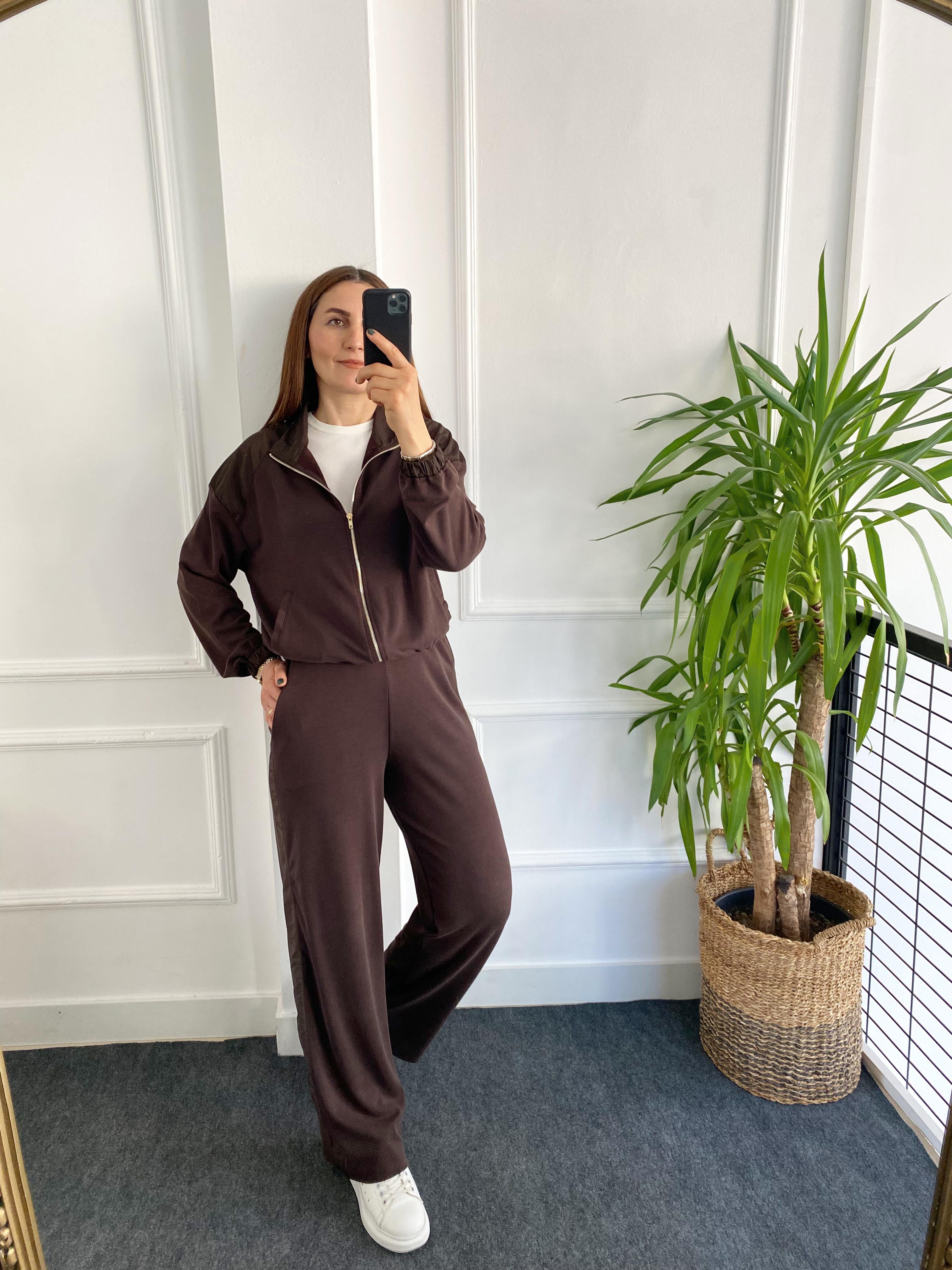 Paraşut Detaylı Takım Kahve