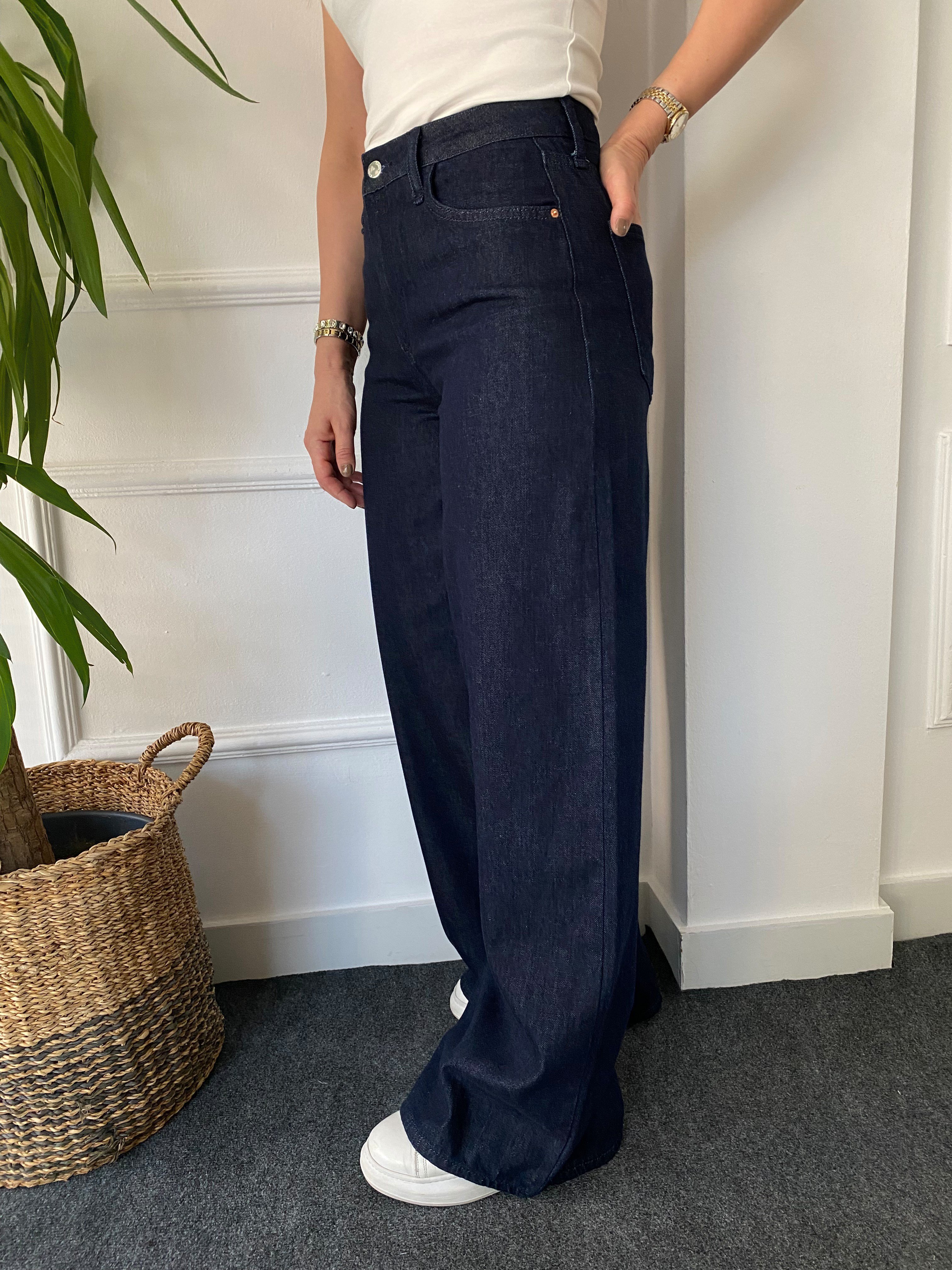 Ultra Wide Ankle Jean Lacivert