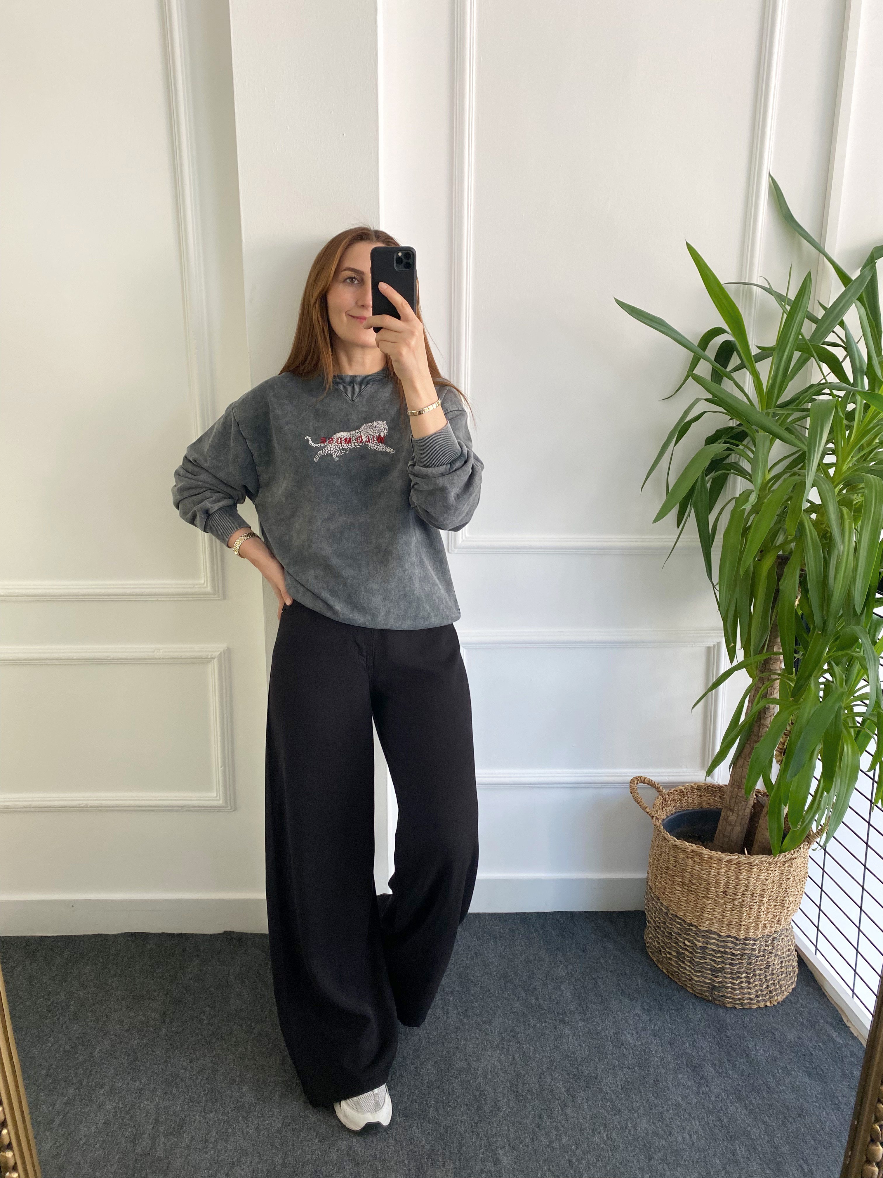 Wild Muse Nakışlı Batik Sweat Gri