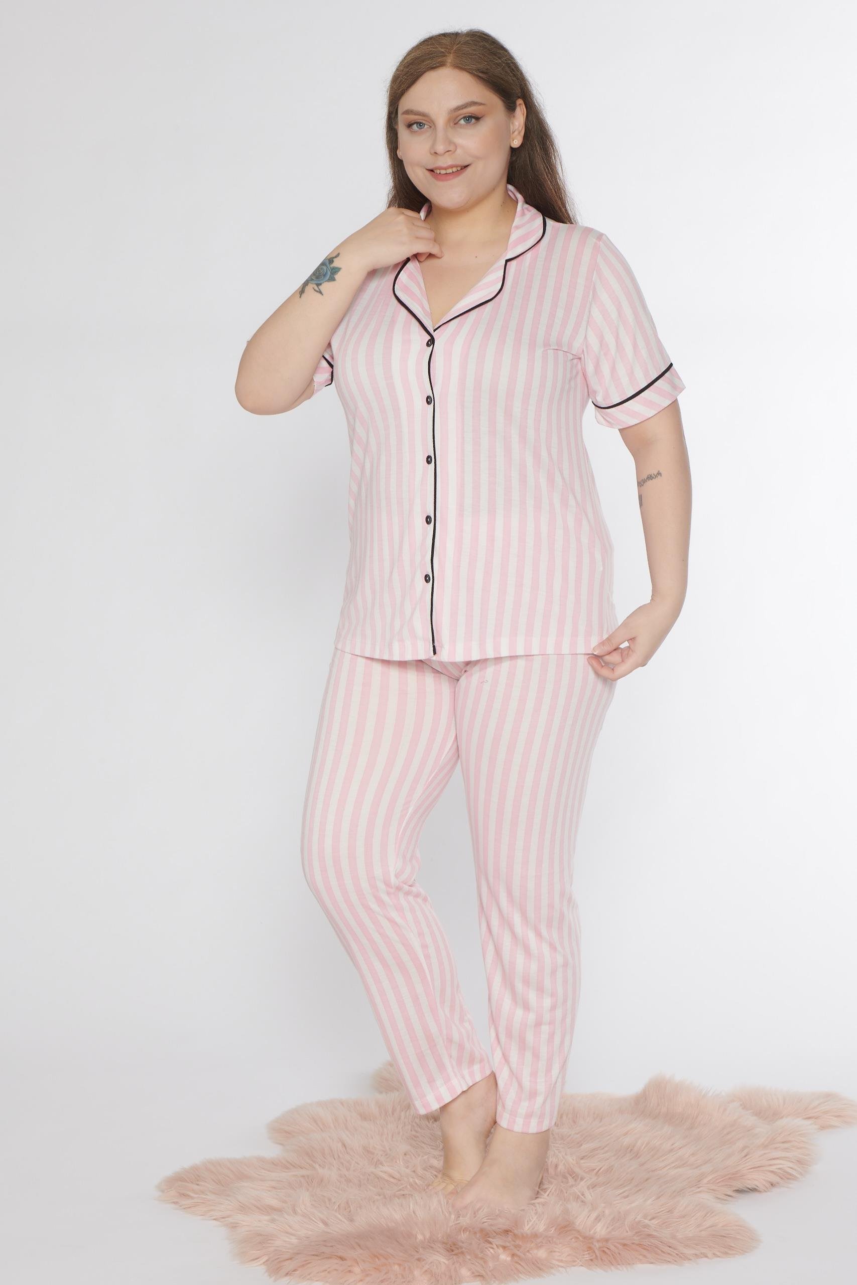 ALPERİ BOYDAN BATTAL KISA KOL PİJAMA TAKIMI B780-2KategorisizAL* PERİALPERİ BOYDAN BATTAL KISA KOL PİJAMA TAKIMI B780-2