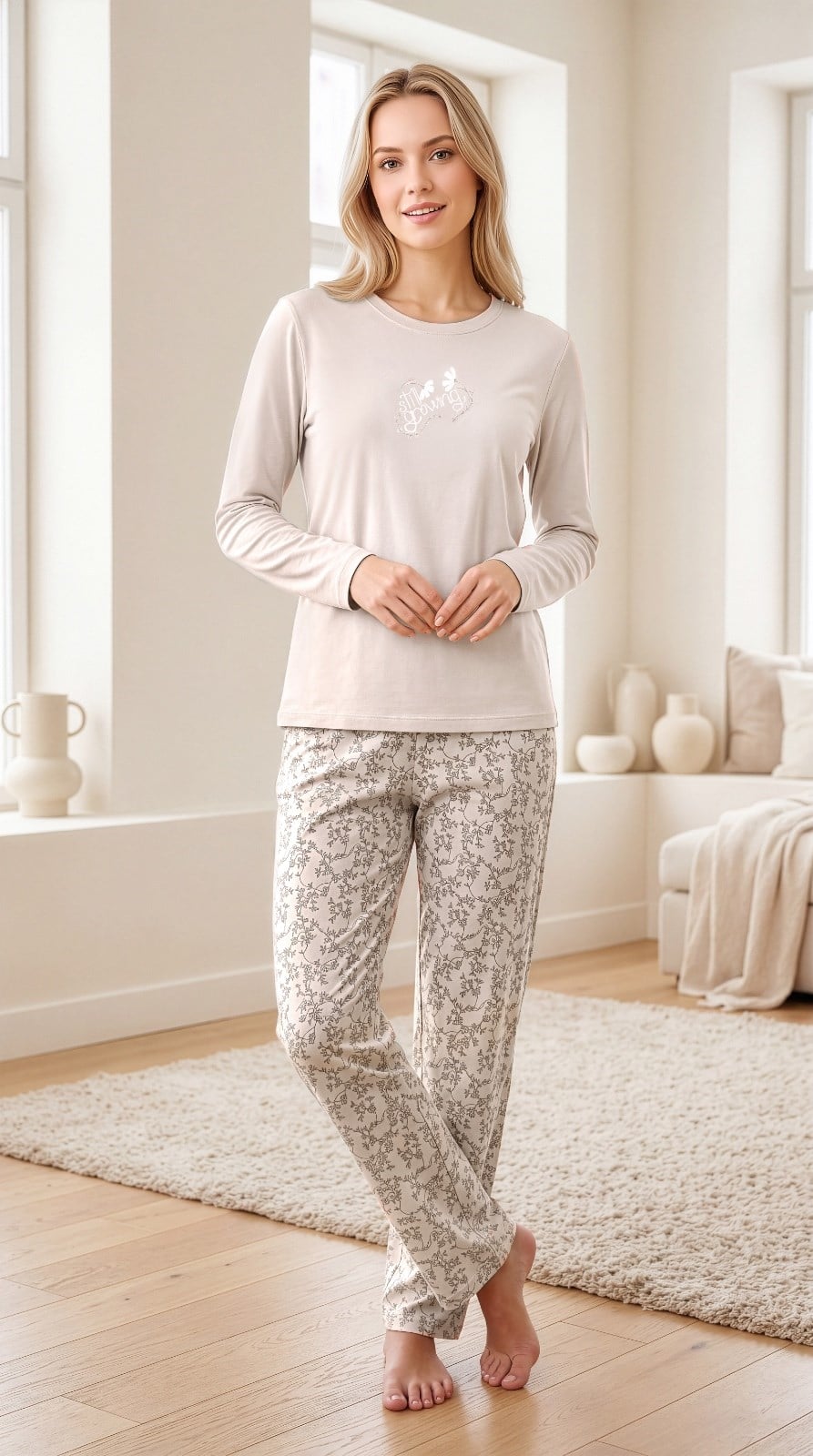 Kadın Viskon Pijama Takımı Kışlık Uzun Kollu Bisiklet Yaka Desenli Rahat Pijama M L XL XXL 89-157Uzun Kol PijamaFLZKadın Viskon Pijama Takımı Kışlık Uzun Kollu Bisiklet Yaka Desenli Rahat Pijama M L XL XXL 89-157