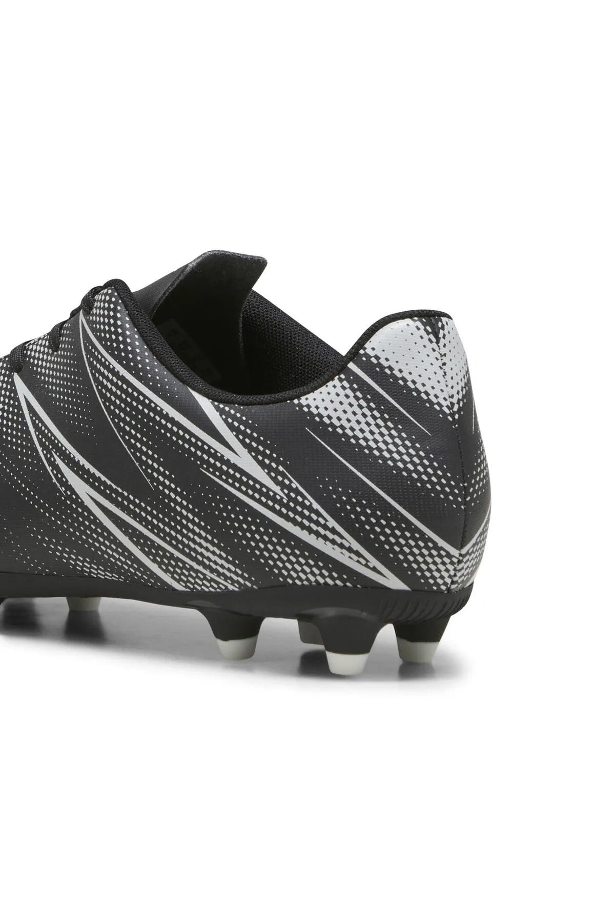 Puma Erkek Krampon Attacanto Fg/Ag 10747701 PUMA 10747701