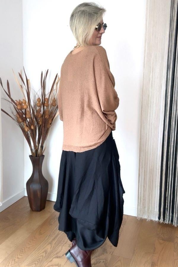 Kahve Rengi Önü Drape Detaylı Merserize Triko Kazak