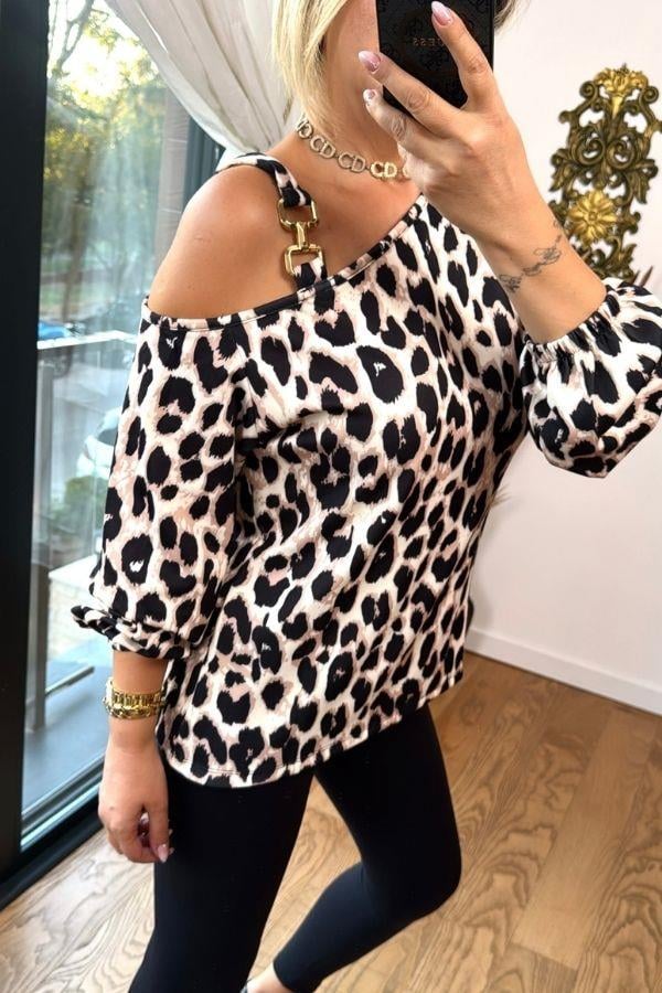 Leopar Desenli Omuz Tokalı Bluz